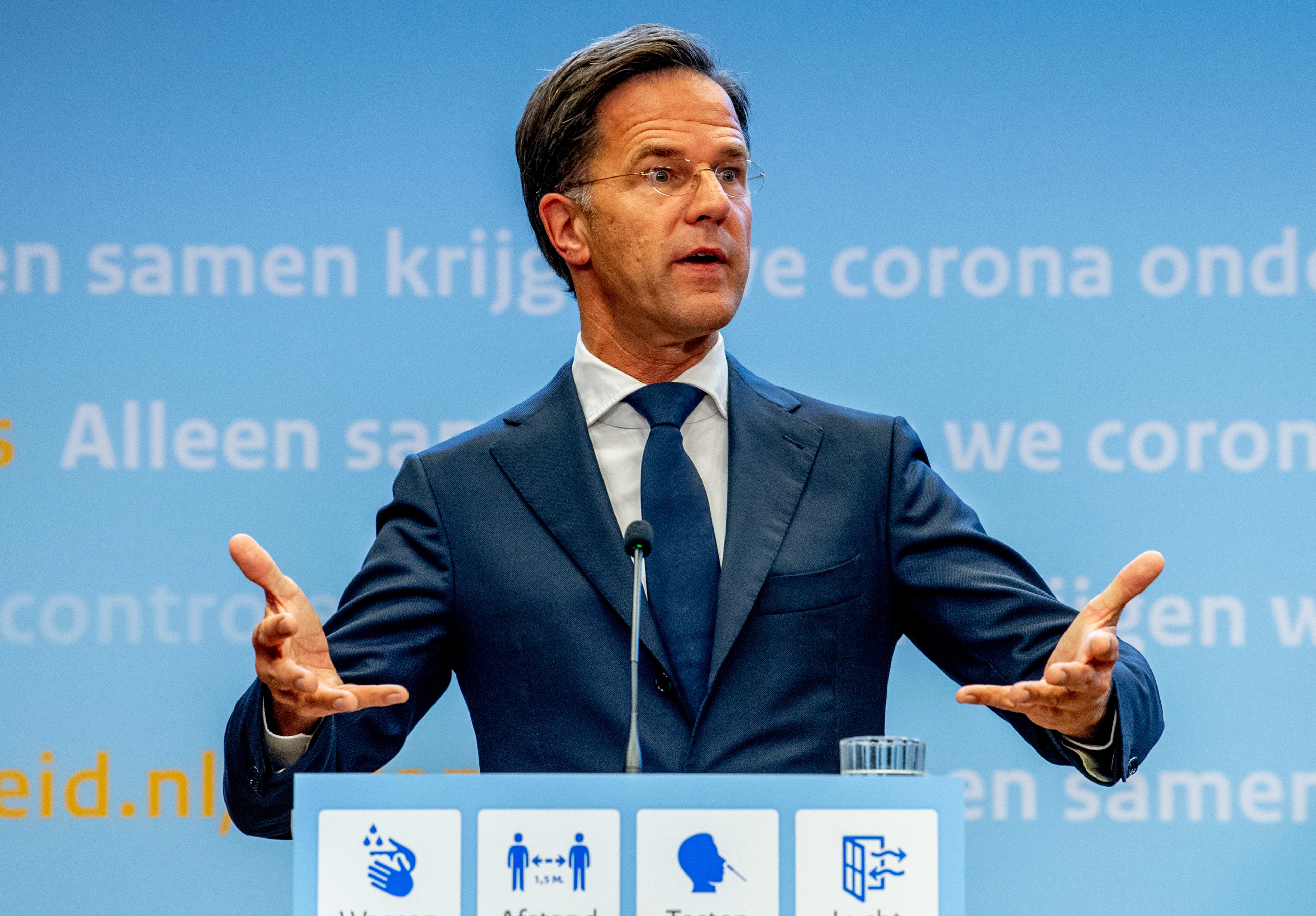Coronatoegangsbewijs tot tenminste 1 november van kracht, Rutte hoopt dat regel 'zeer tijdelijk' blijft 