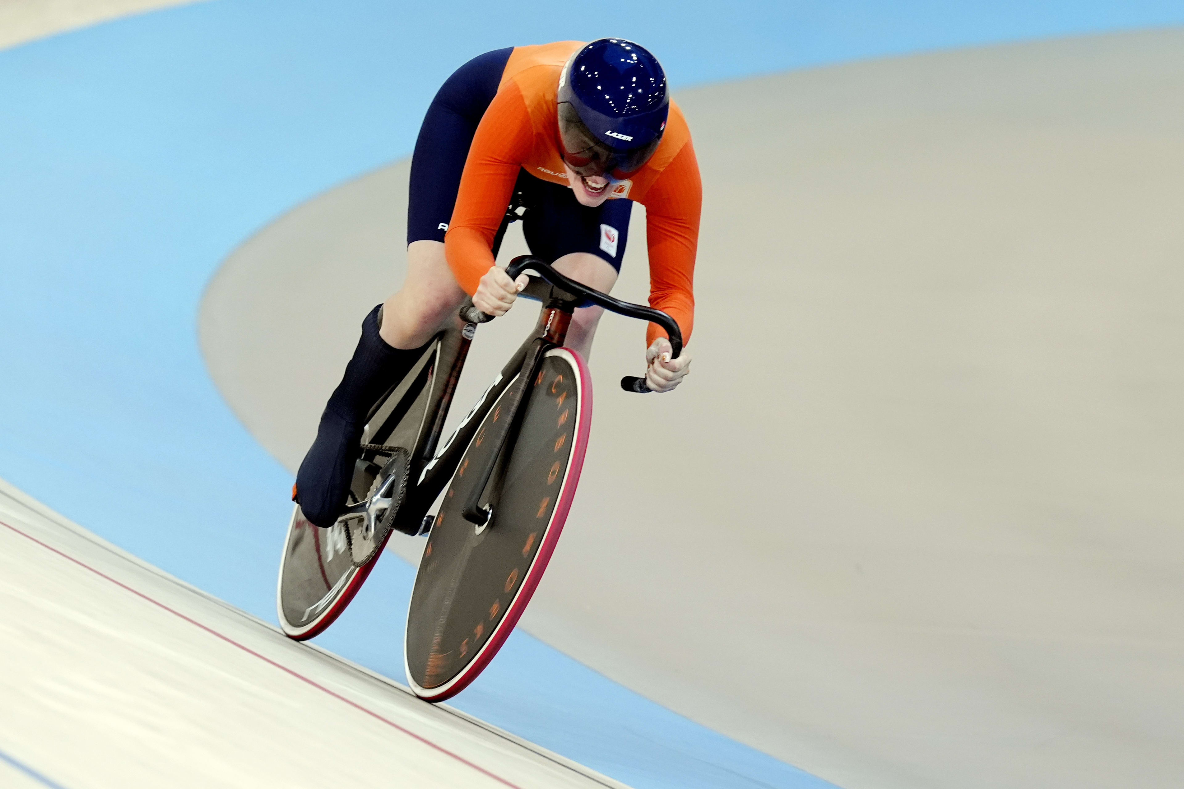 Eerste Nederlandse goud op Paralympische Spelen is voor baanwielrenster Groot