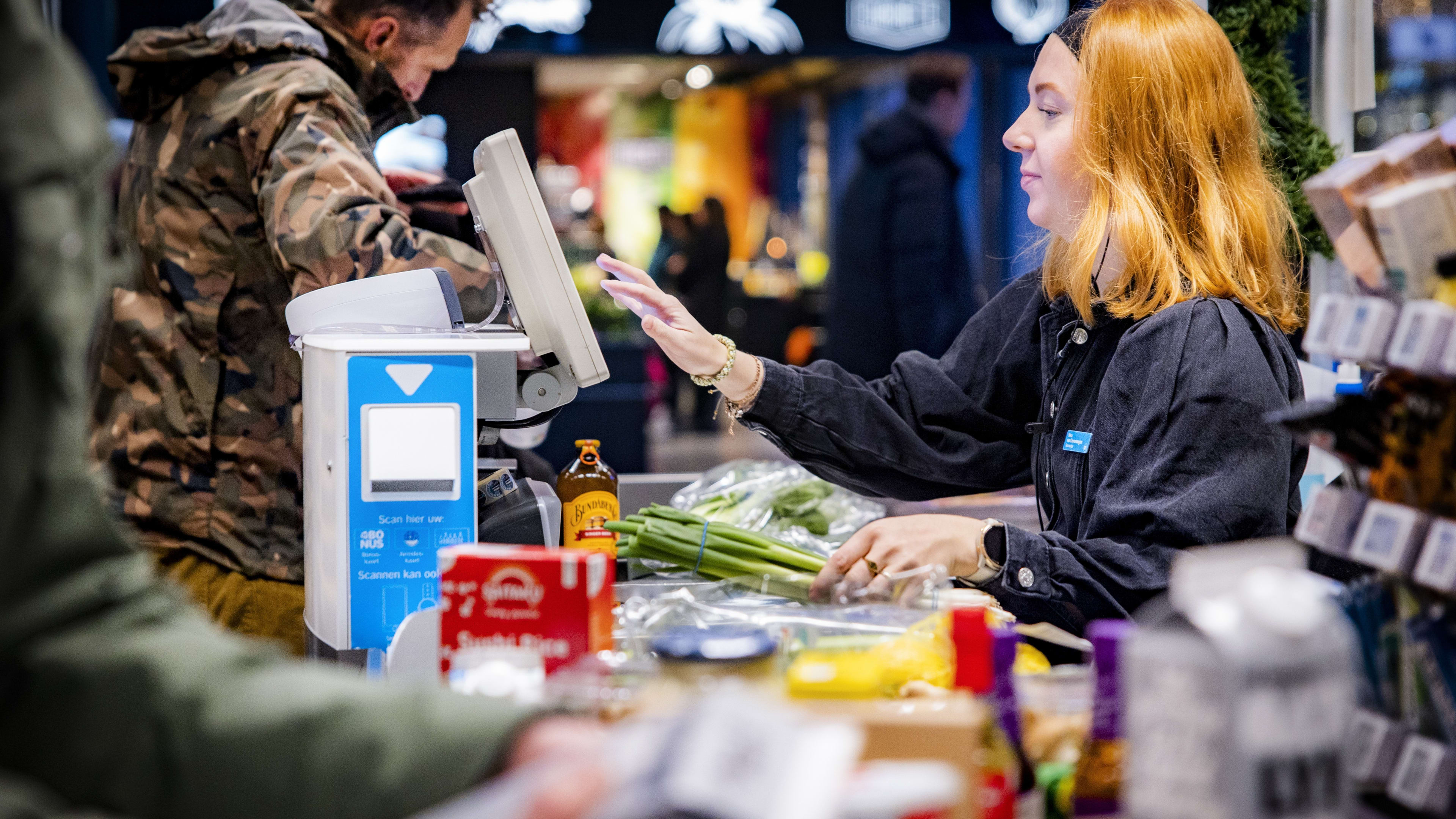 Consumentenbond grijpt in bij Albert Heijn: te vaak fouten op kassabonnen