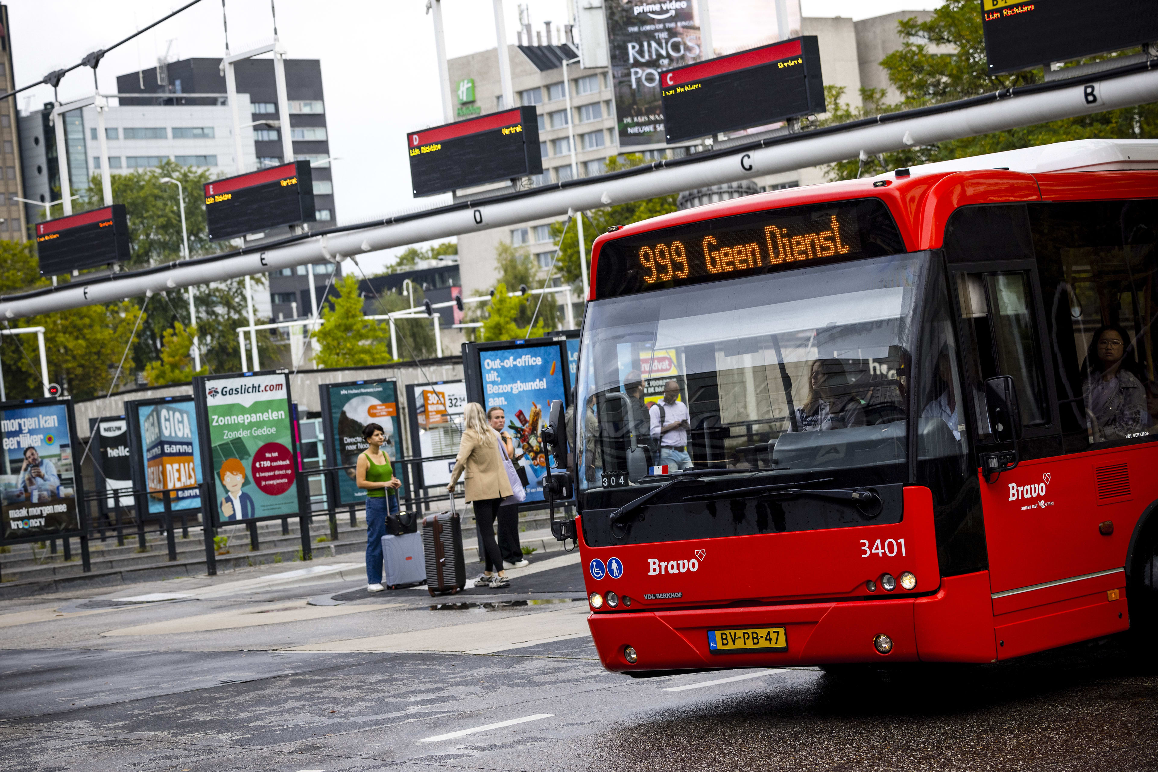 Minder bussen in Brabant door tekort aan chauffeurs