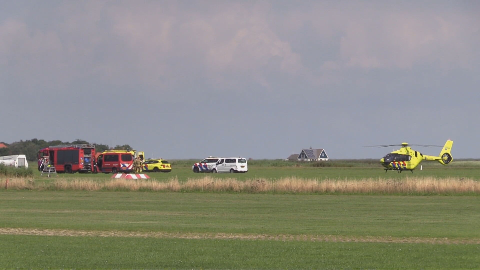 Man (59) uit Vianen overleden bij noodlottige parachutesprong Texel