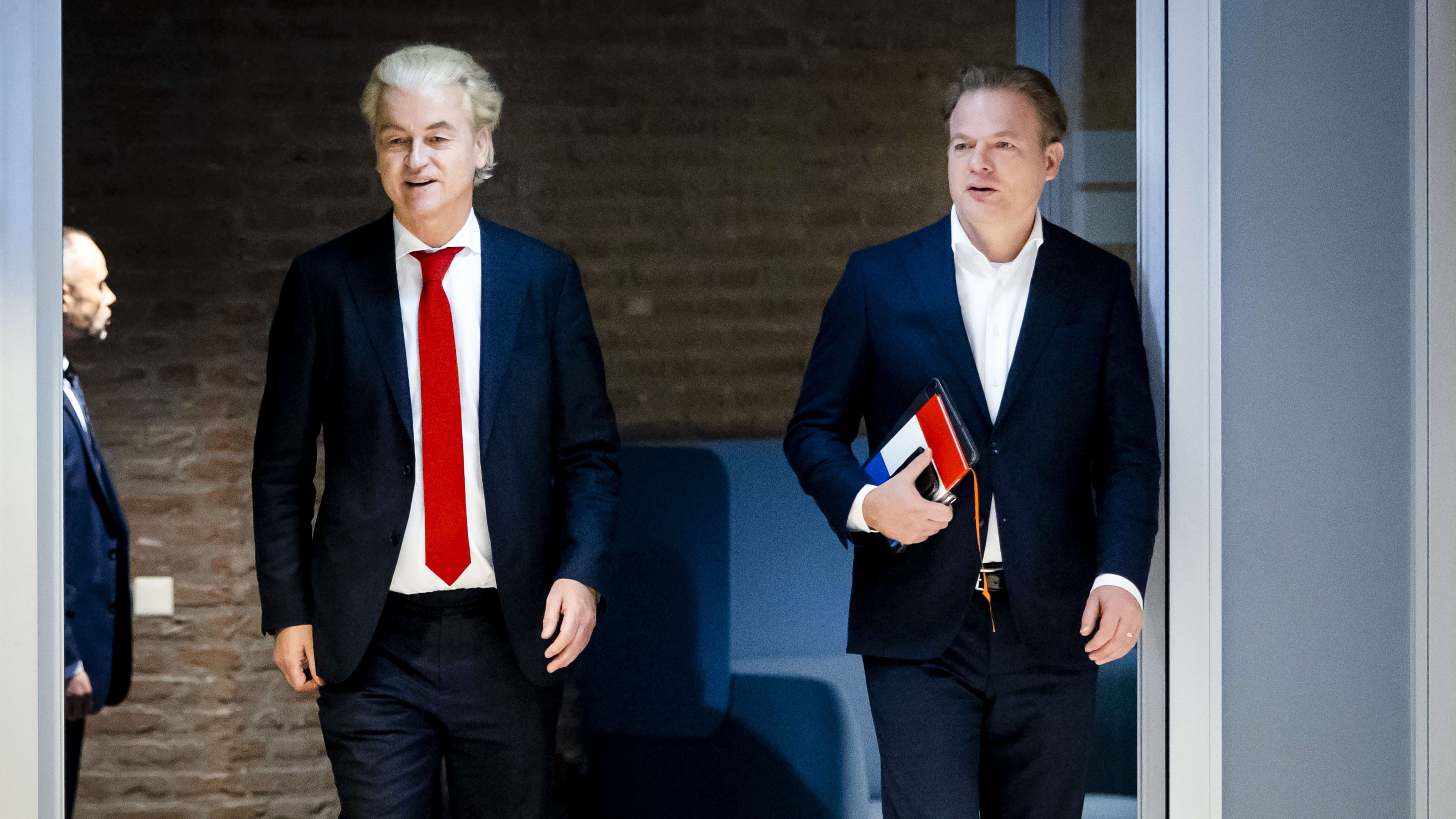 Omtzigt sust op partijcongres zorgen over samenwerking met PVV: 'Maakt u zich niet druk'
