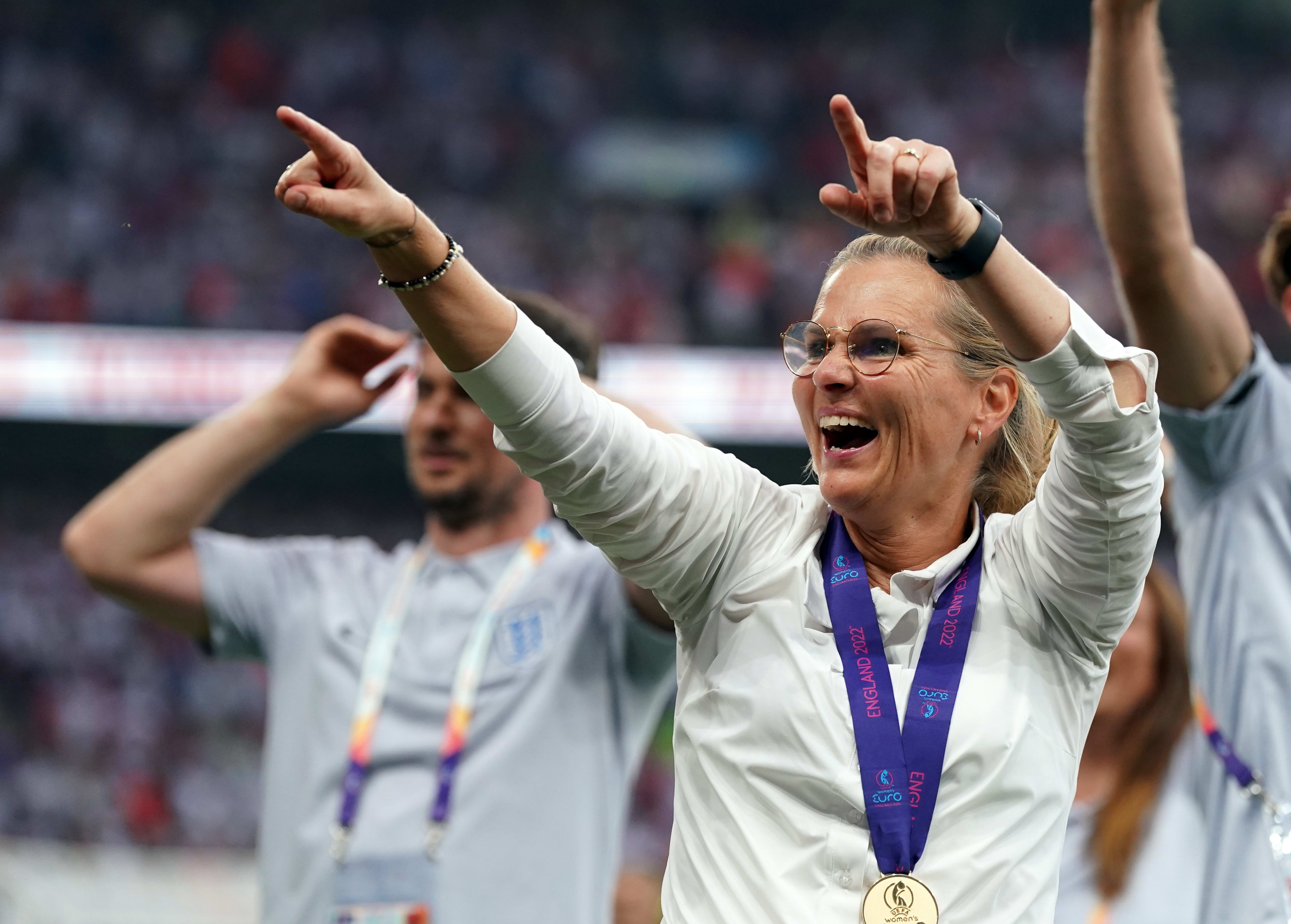 Sarina Wiegman leidt Engelse voetbalsters naar eerste WK-finale met zege op Australië
