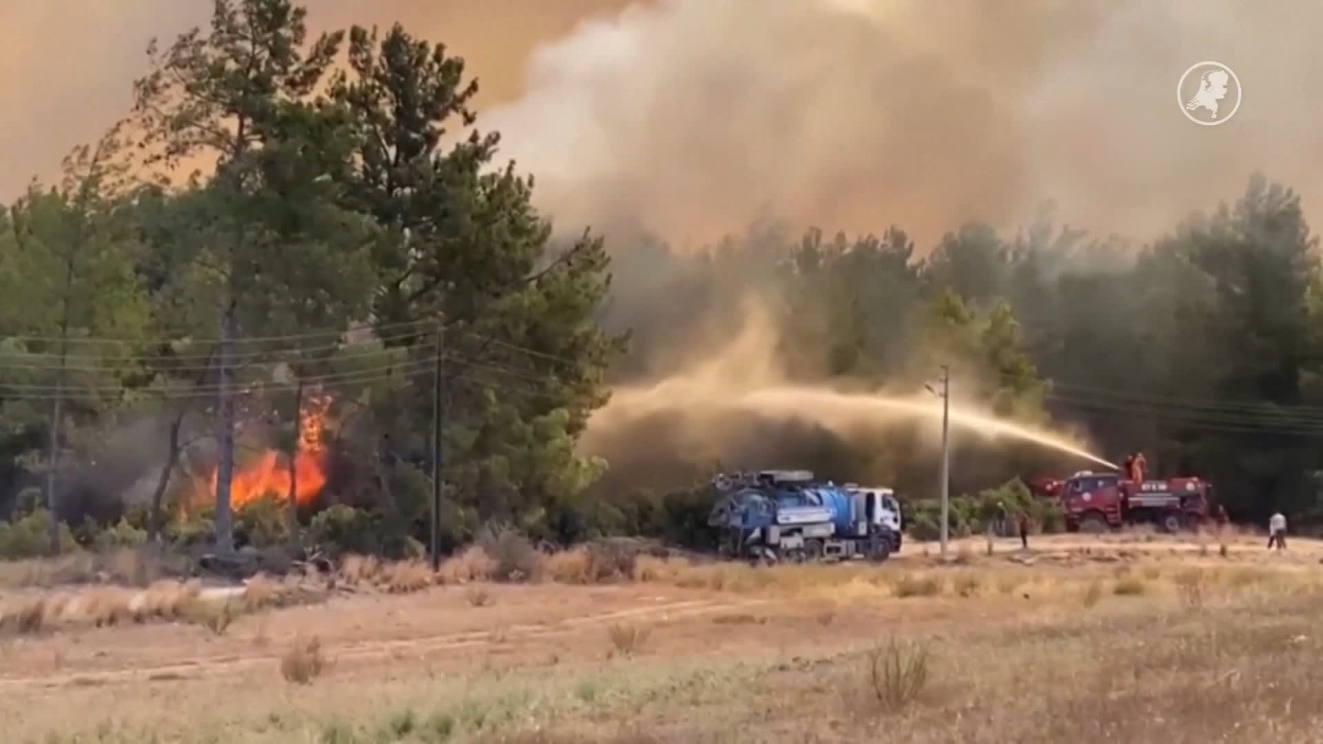 Honderden bosbranden in Europa: dit is de situatie in populaire vakantielanden