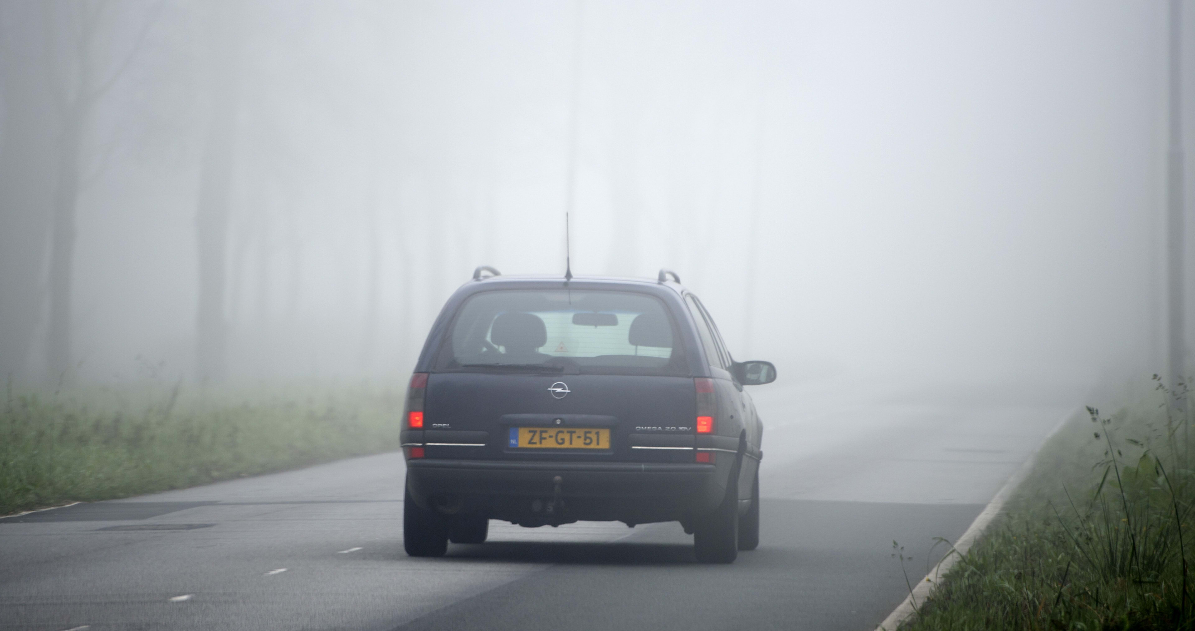 Code geel in deel van het land vanwege dichte mist: zicht tot 200 meter