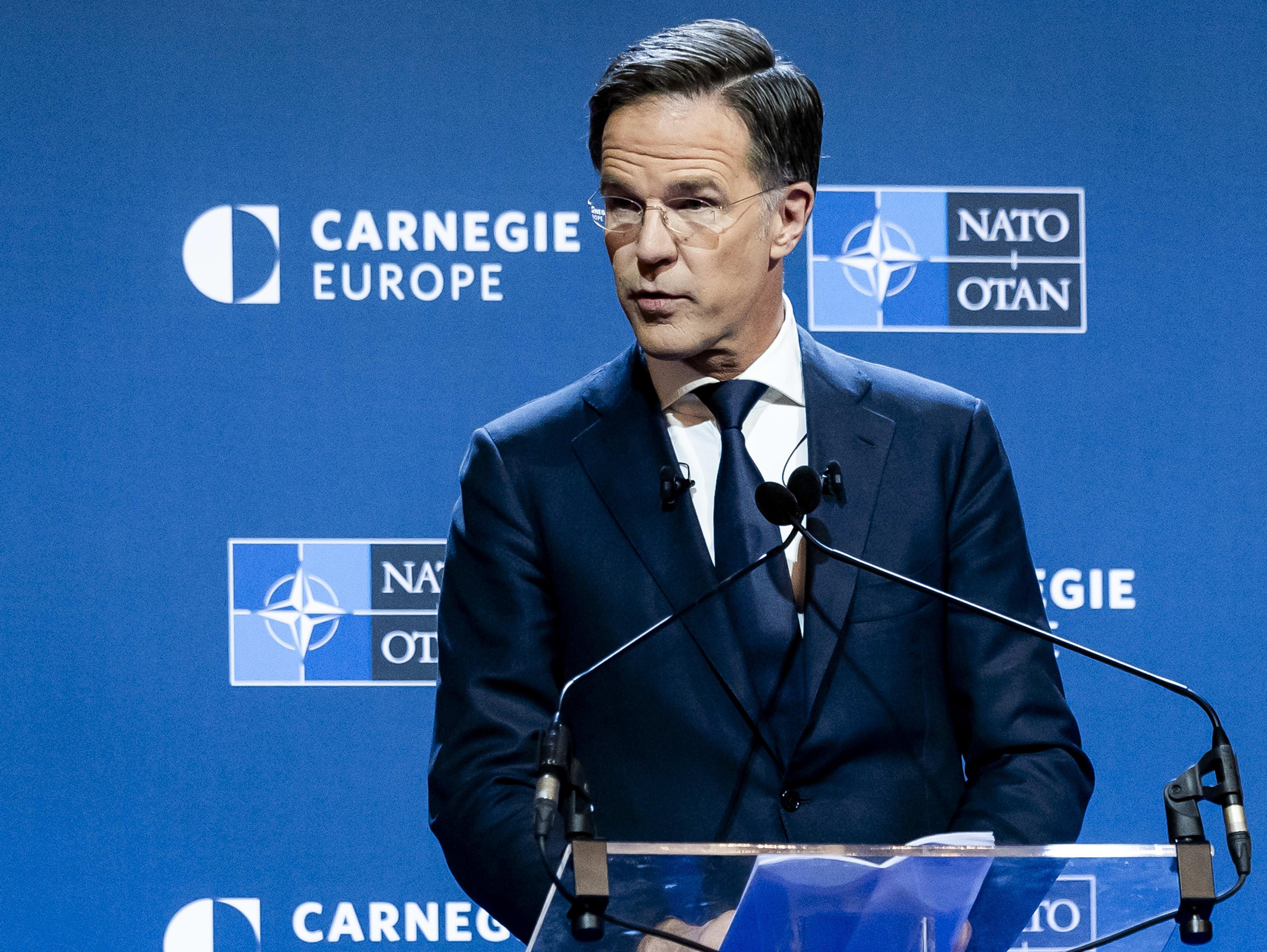 NAVO-baas Rutte: 'Tijd om ons mentaal voor te bereiden op oorlog'