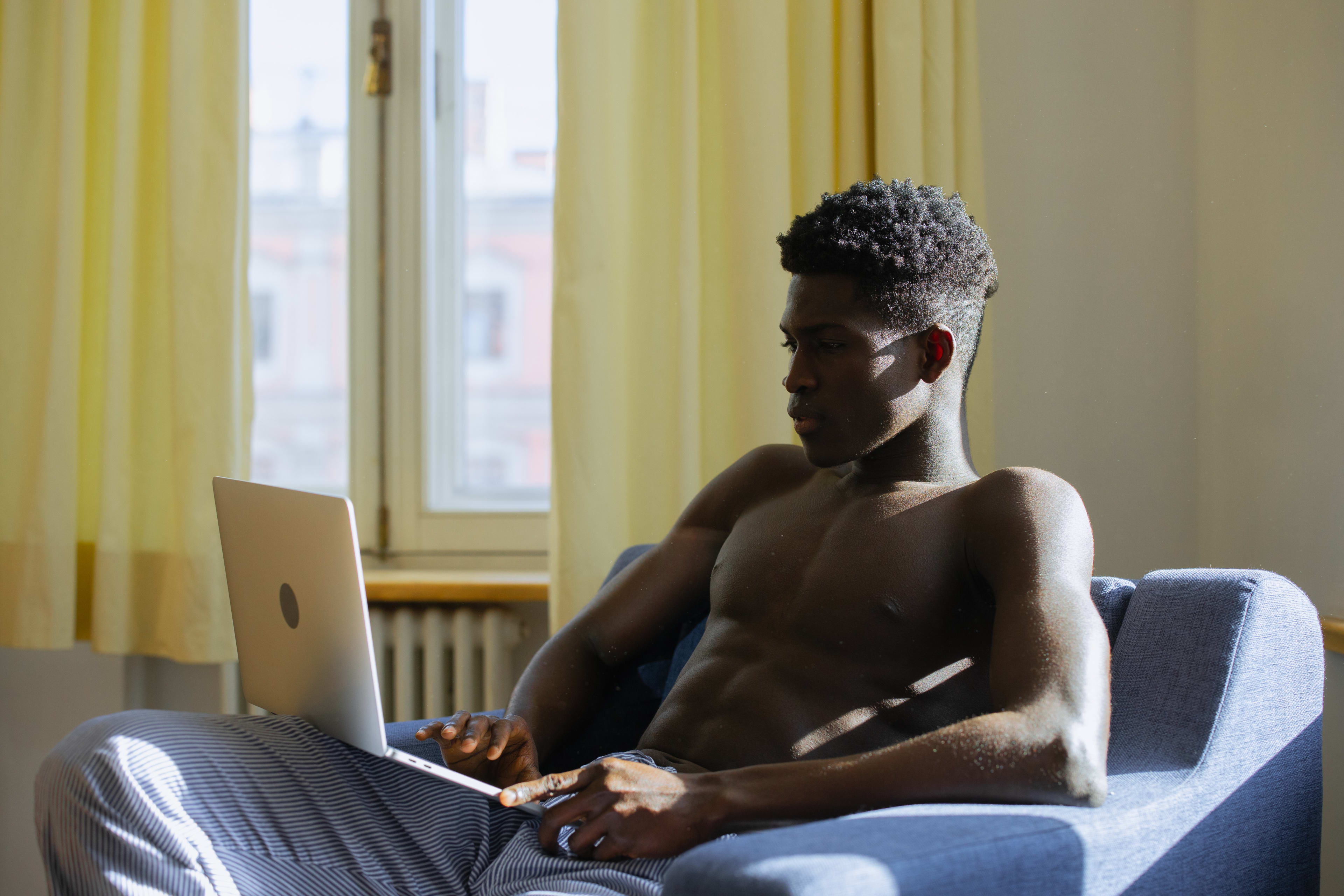 Slachtoffers datingfraude raakten dit jaar in totaal bijna zeven miljoen euro kwijt