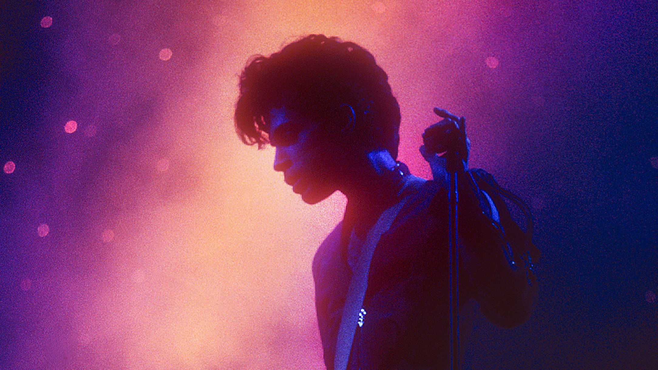 Fotograaf Rob Verhorst brengt fotoboek uit van Prince: 'Hij was een sensatie'