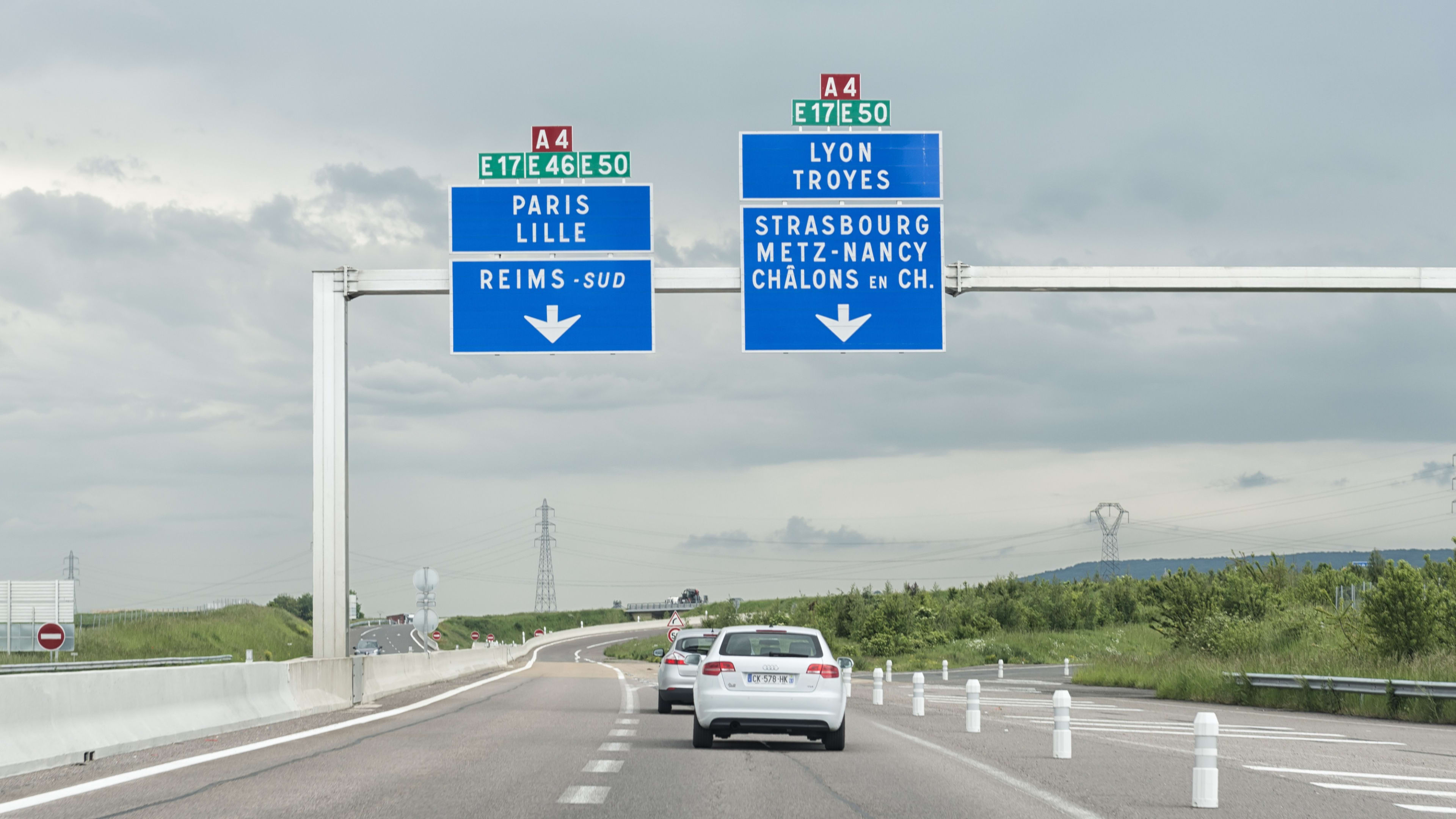 Via Parijs naar je vakantieadres? Doe deze zomer maar niet, waarschuwt ANWB