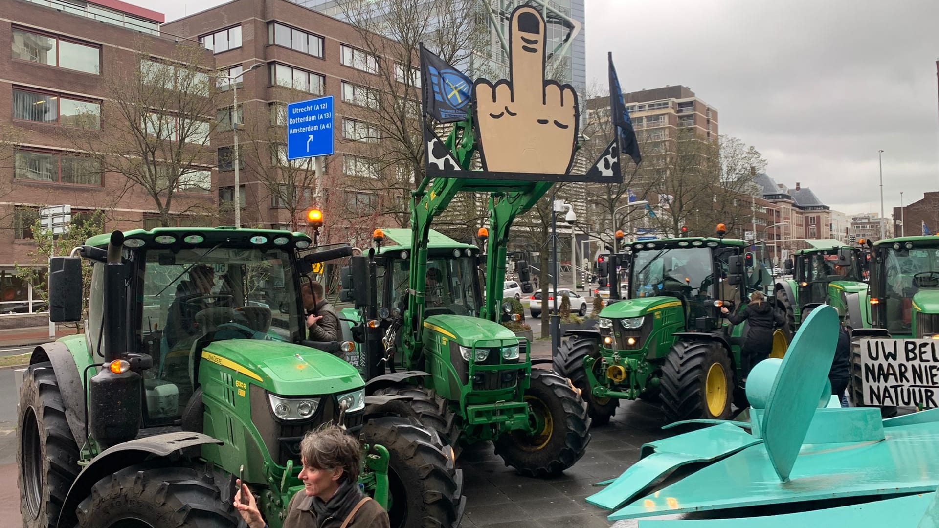 Trekkers bij Tweede Kamer: boeren voeren actie tegen gedwongen uitkoop