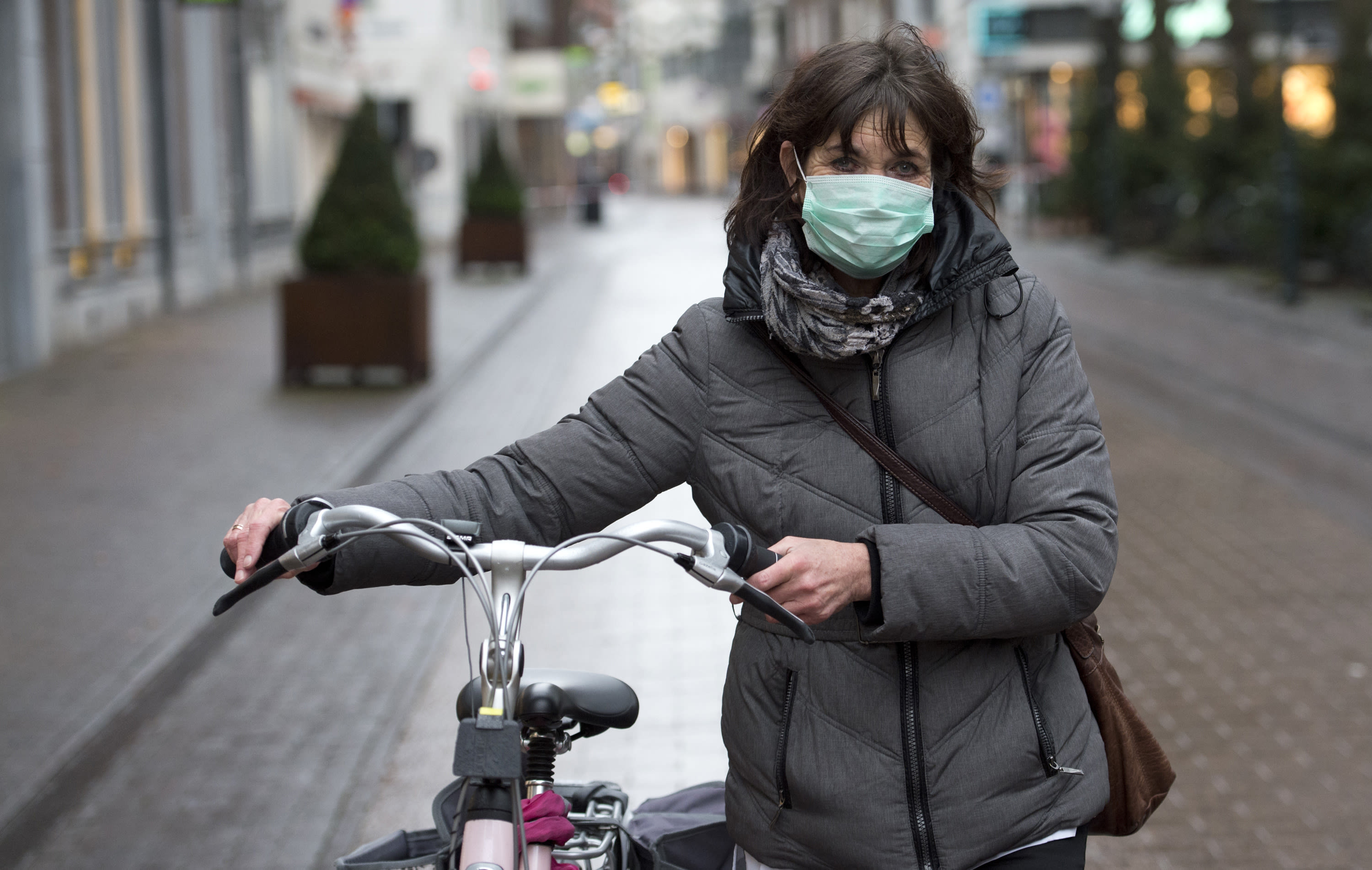 Nederlanders maken zich steeds grotere zorgen om verspreiding coronavirus