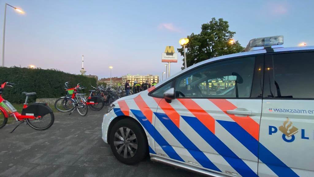 Man doodgeschoten bij metrostation in Rotterdam