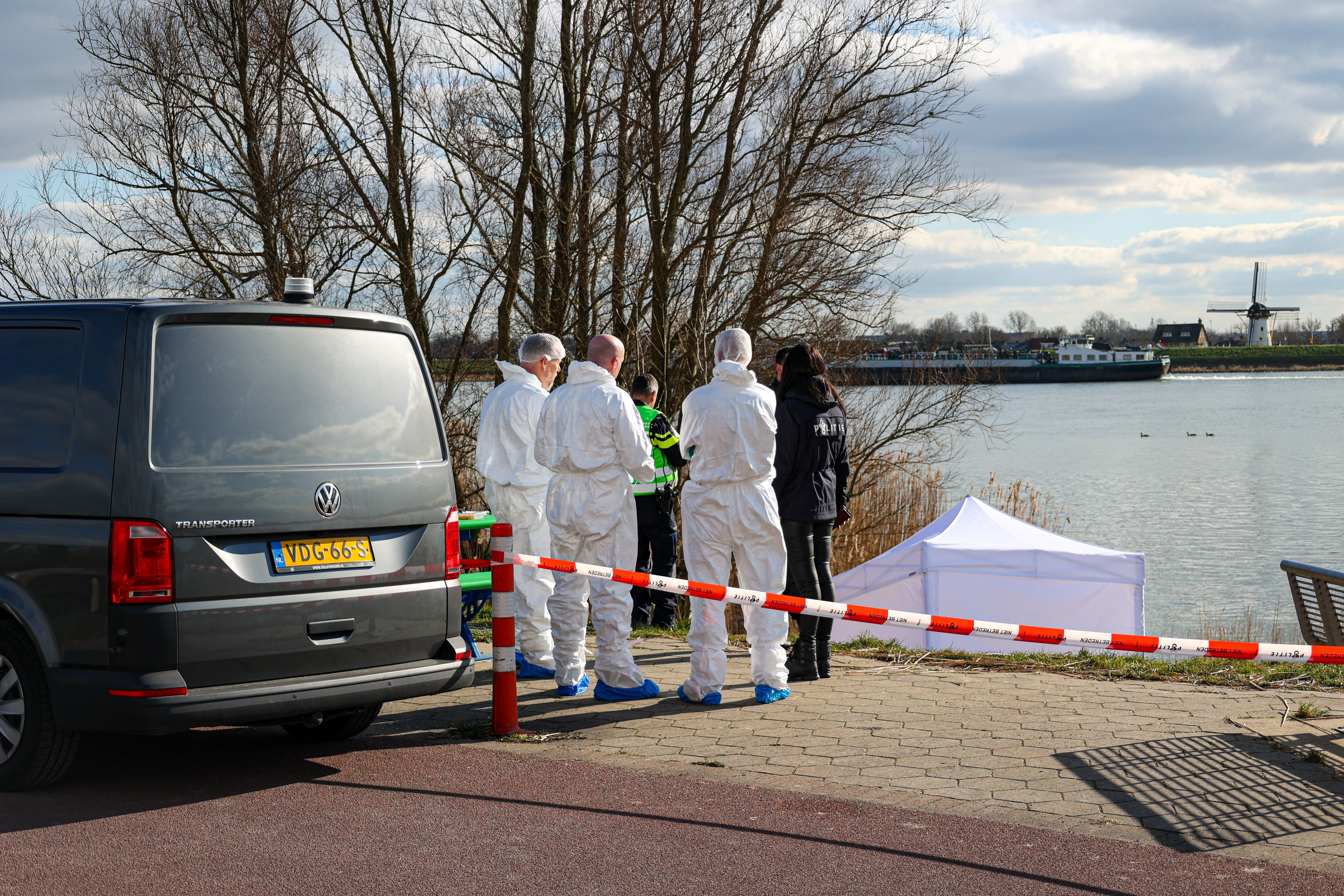 Twintig tips over gevonden dode baby in Lekkerkerk