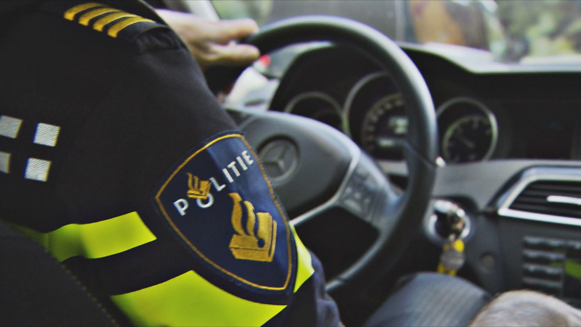 Politie maakt einde aan illegaal feest in Heerde bij viaduct