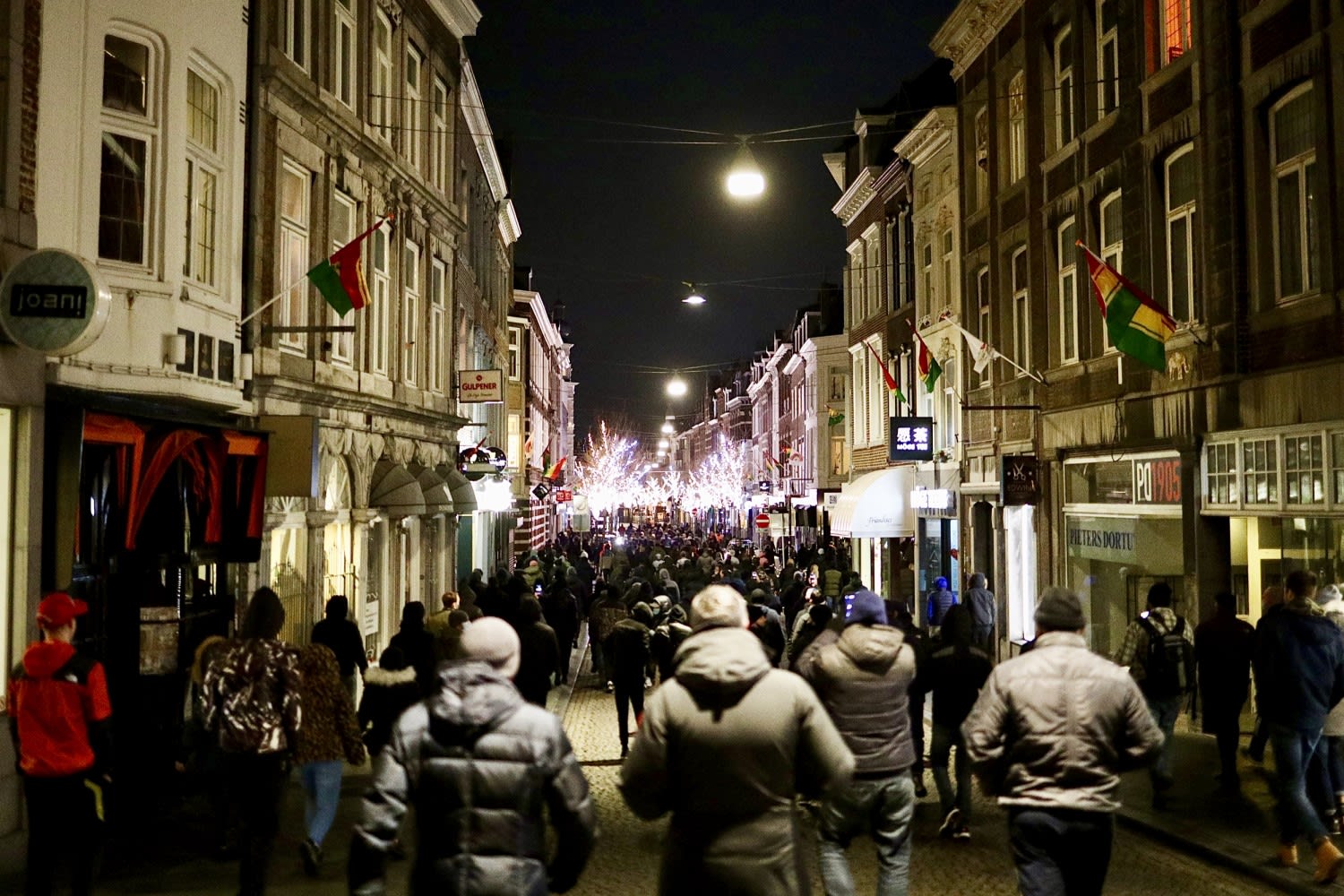 Dankbare burgemeesters: 'Laat de bewaking van de openbare orde over aan de politie'