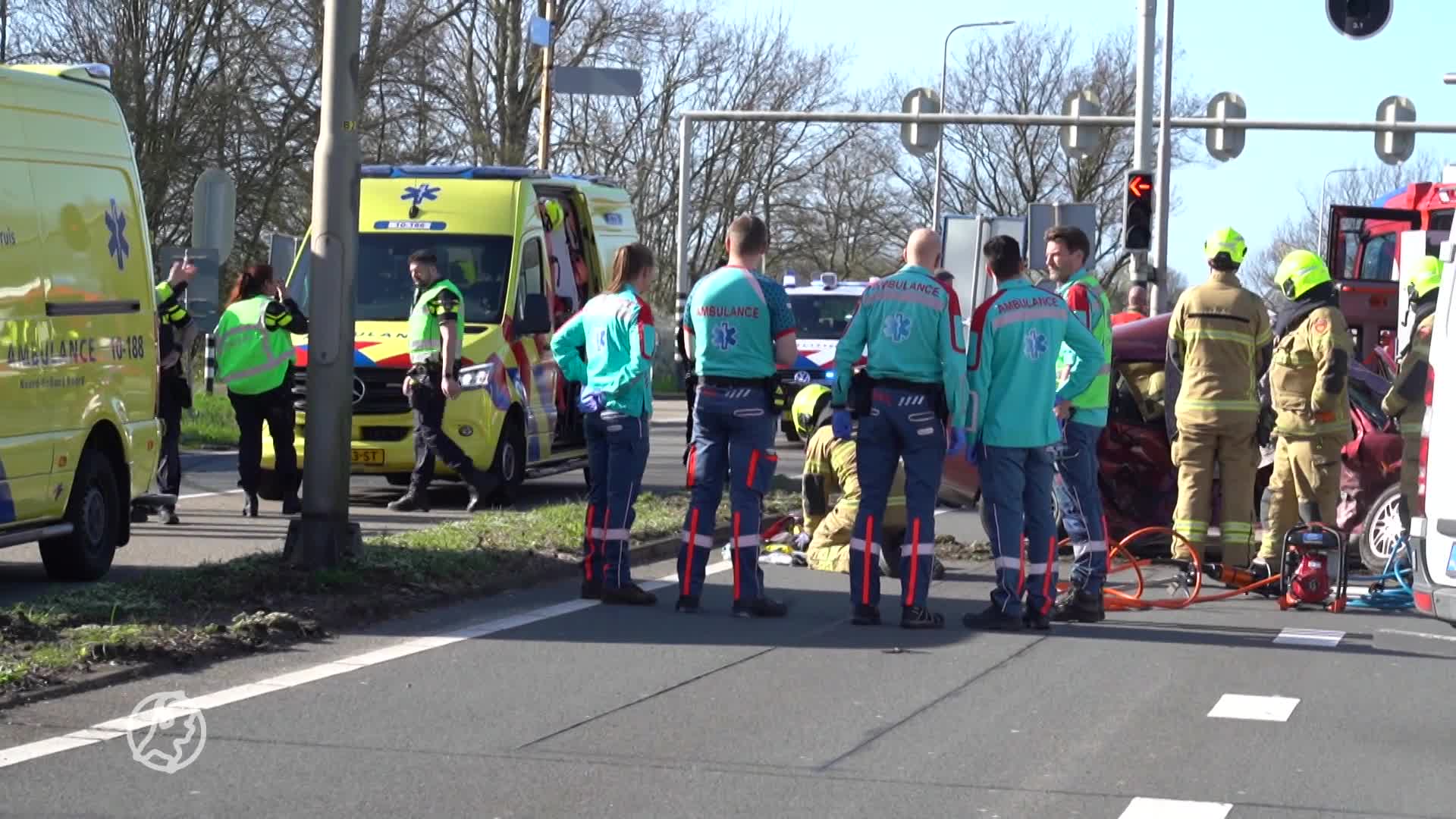 Dode bij aanrijding tussen auto en bestelbus in Alkmaar