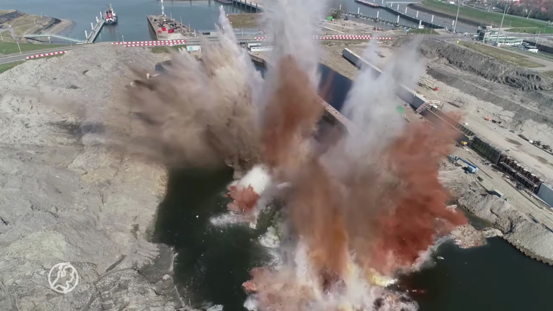 Mega-explosie sluis Terneuzen zorgt voor 120 schademeldingen