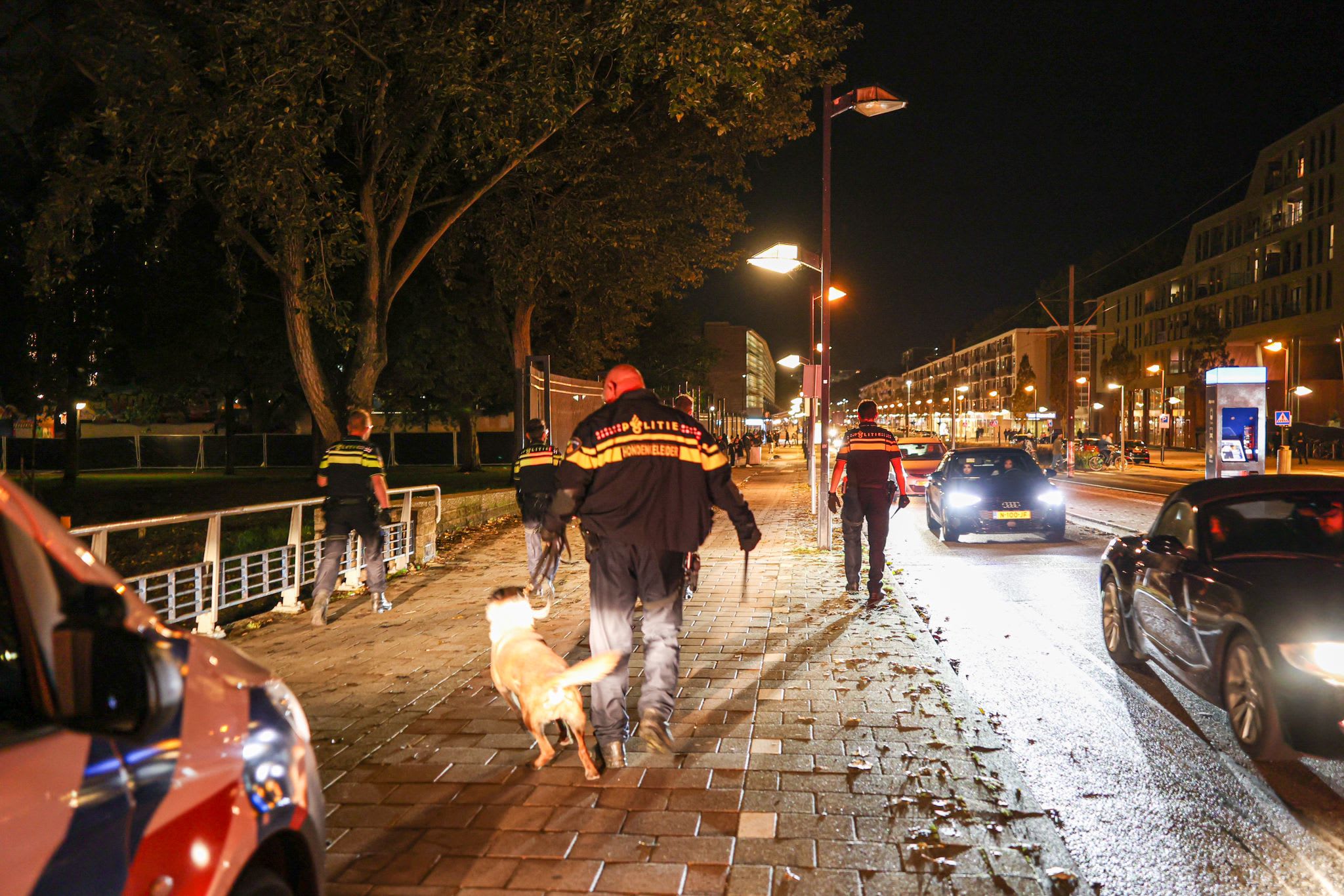 Stevige politie-inzet na nacht met 26 aanhoudingen rondom kermis Osdorp