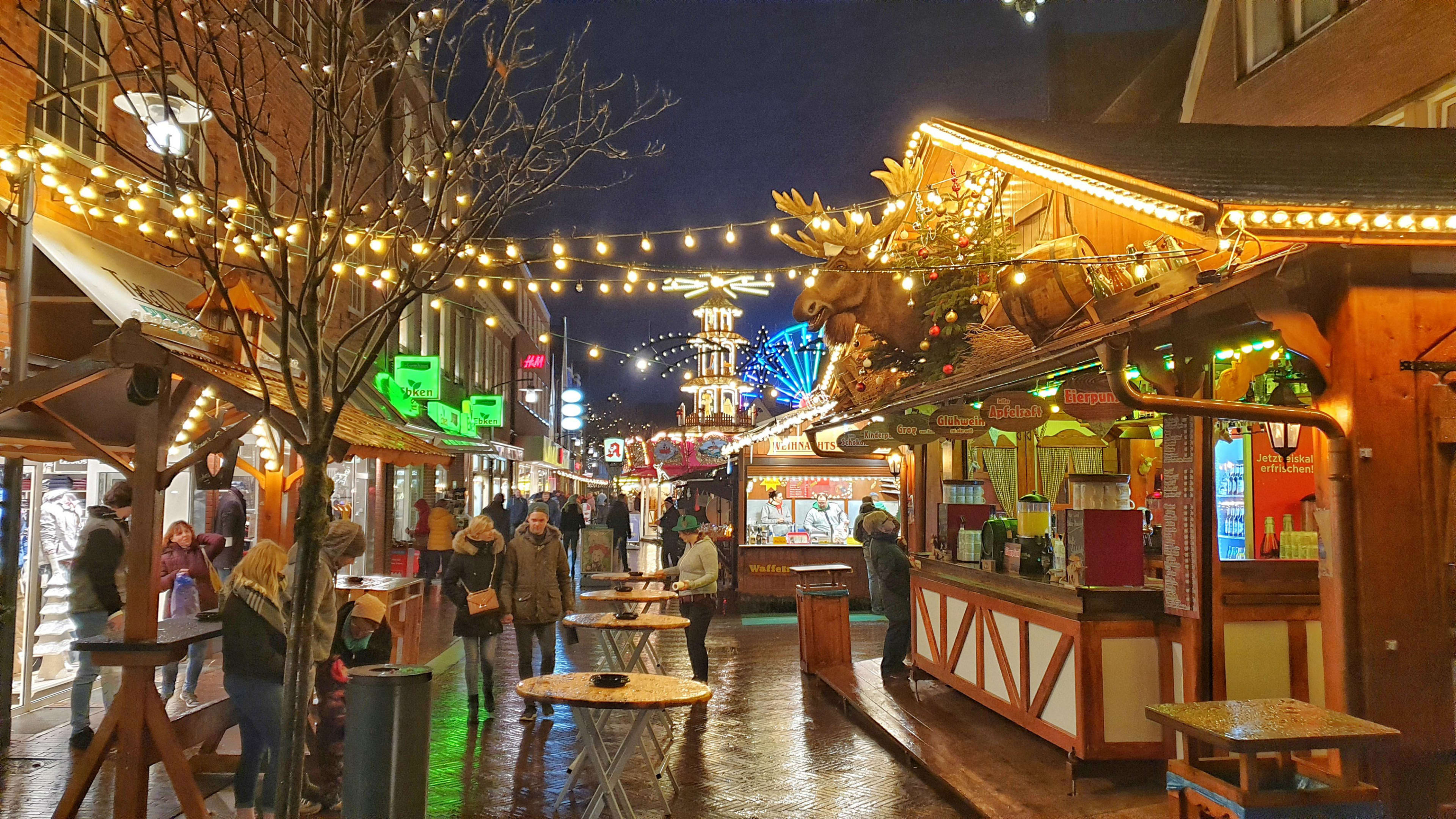 'Flink wat consternatie' op Kerstmarkt Koewacht, drie mannen gearresteerd