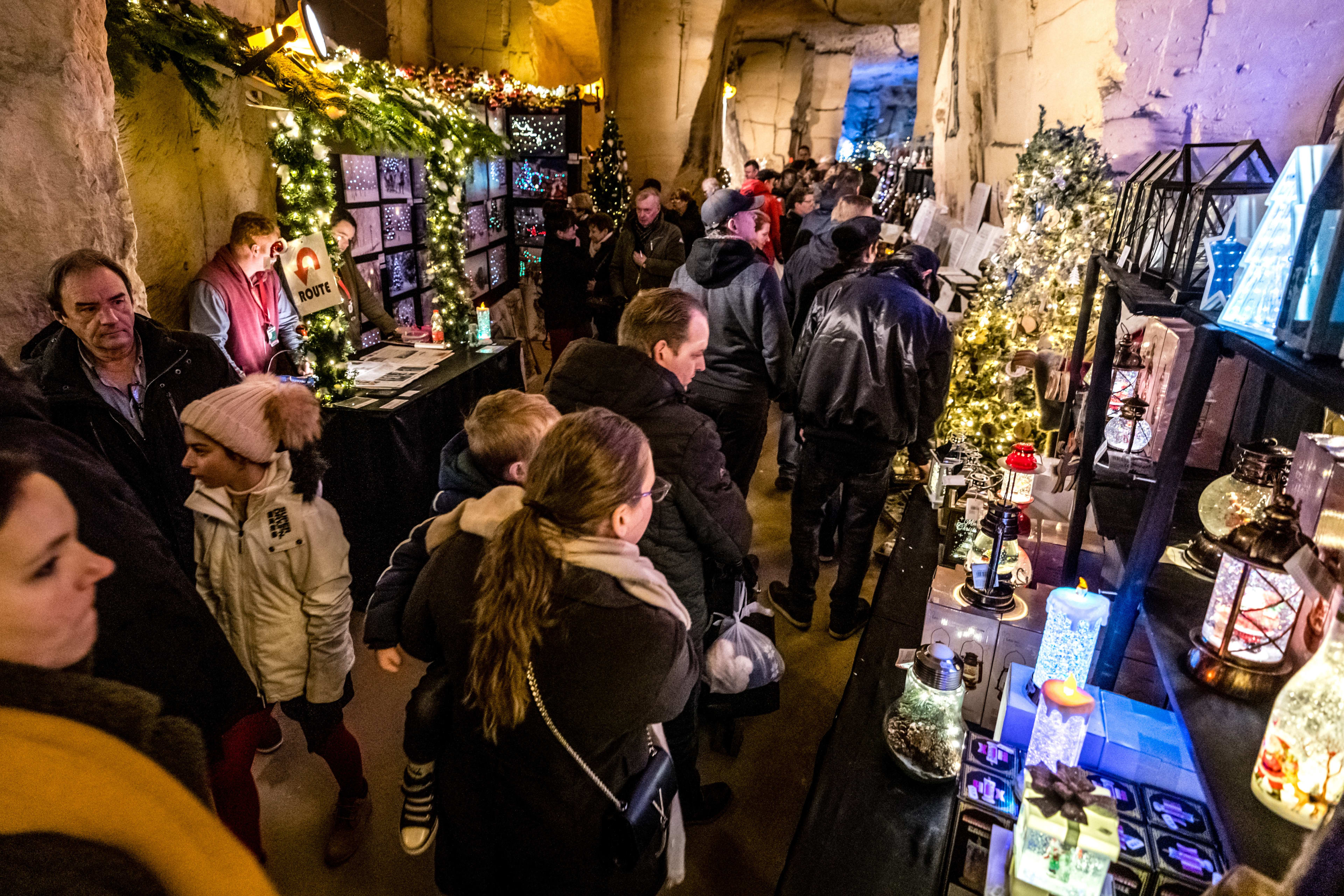 Rijen van honderden meters lang voor kerstmarkt? Zo ontloop je de drukte