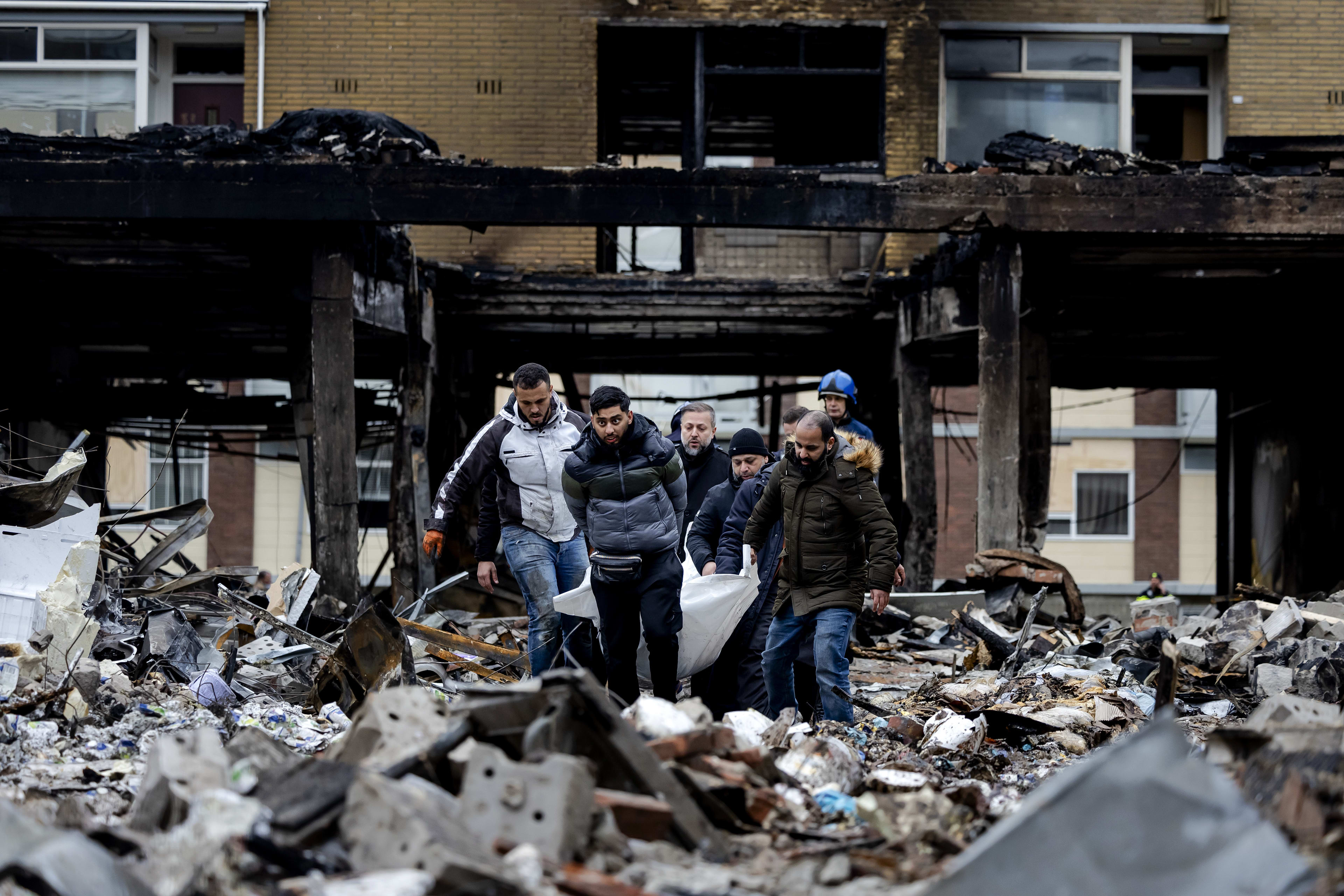 Nog geen duidelijkheid over twee andere vermisten Rotterdam, politie gaat pand slopen