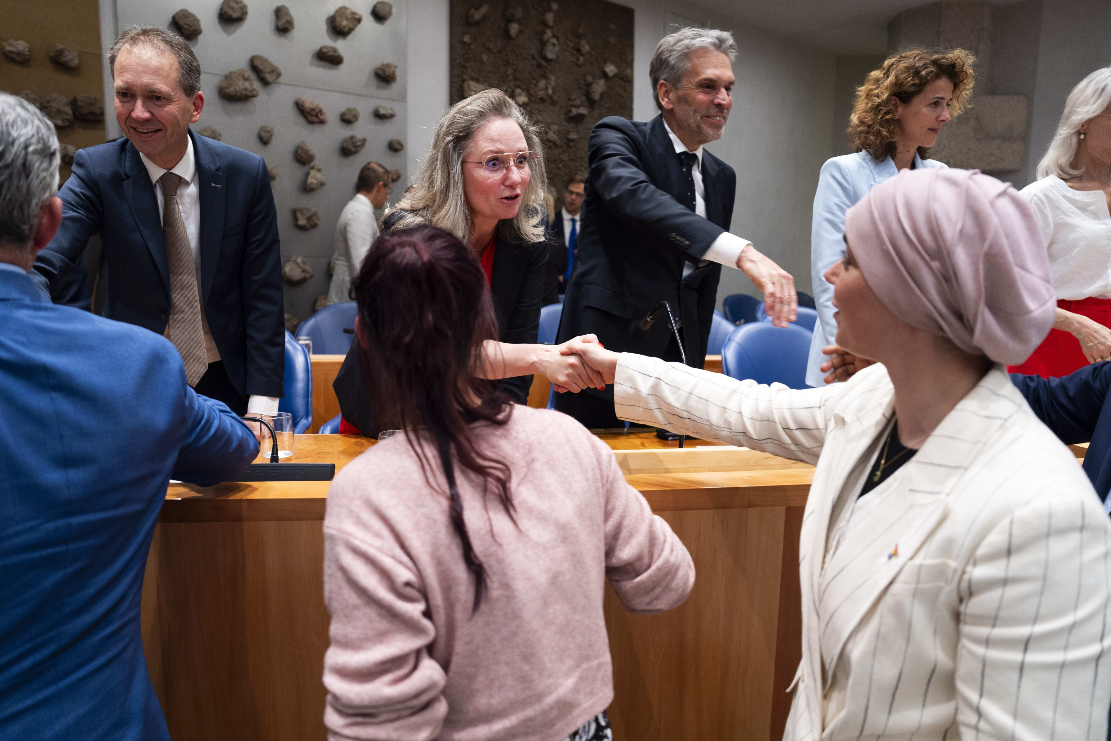 Ergernis bij kijkers chaos-debat in Den Haag: 'Zo ga je op eerste dag niet met elkaar om'