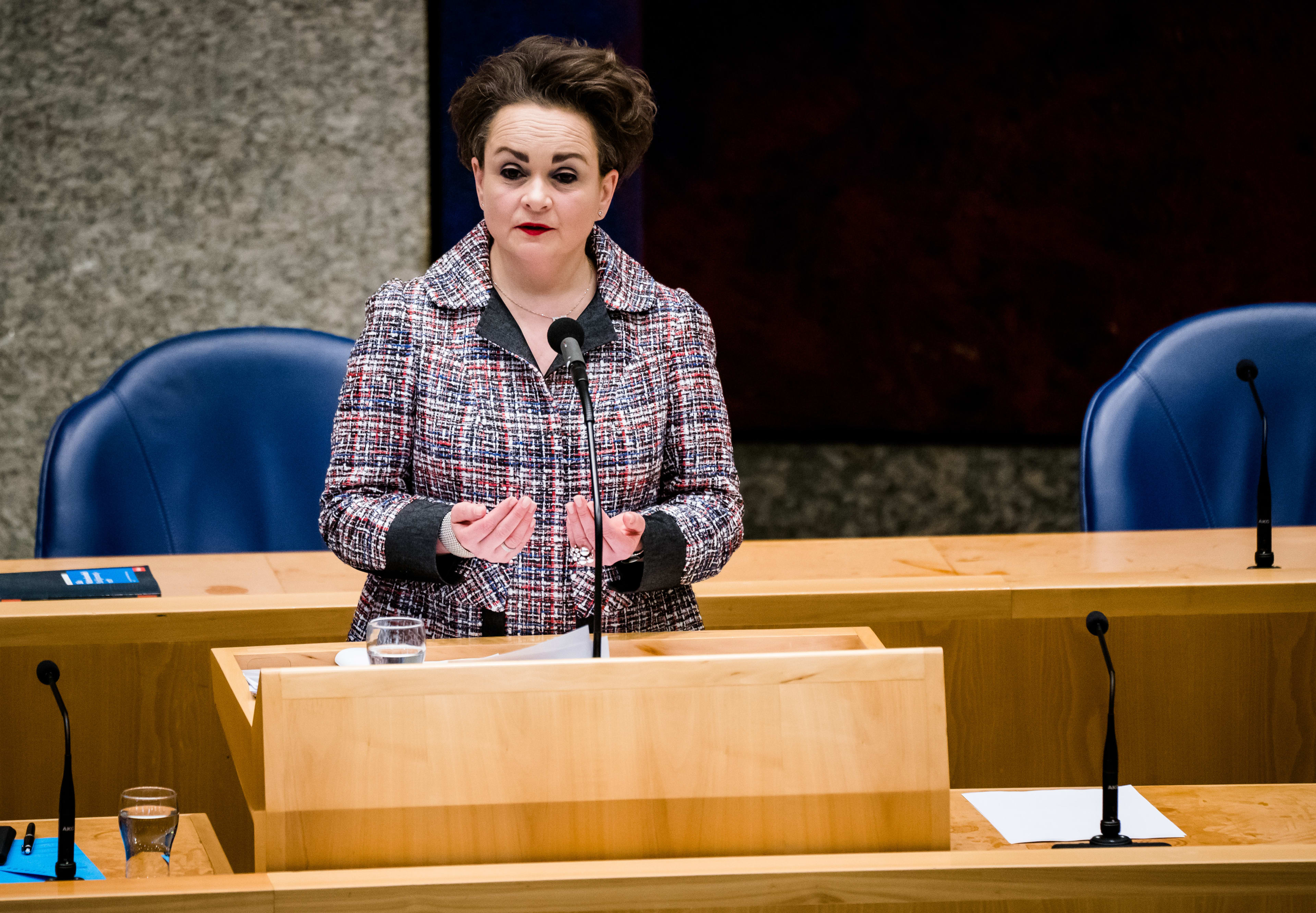 Nieuw drama in kindertoeslagenaffaire; gedupeerde ouders kunnen opnieuw fluiten naar hun geld