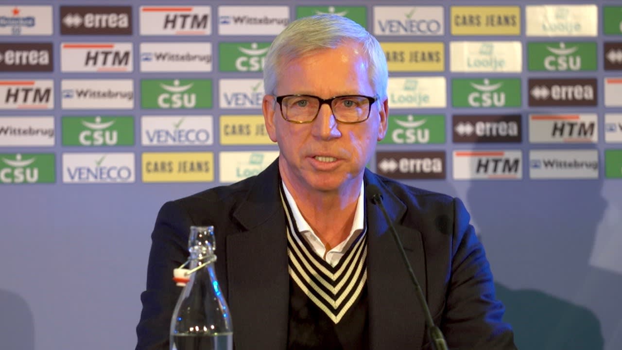 Pardew in shock na zien van Ajax - ADO?