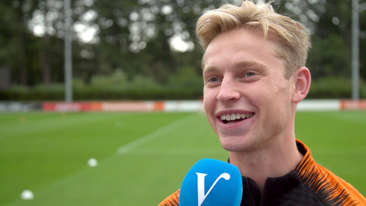 Frenkie drinkt geen mate met Messi: ‘Geen toverdrank voor mij’