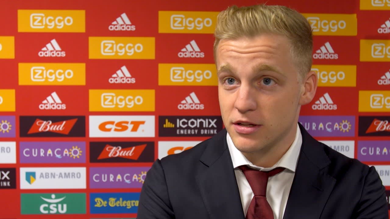 Van de Beek over Real Madrid: 'Heb nog helemaal nergens getekend'