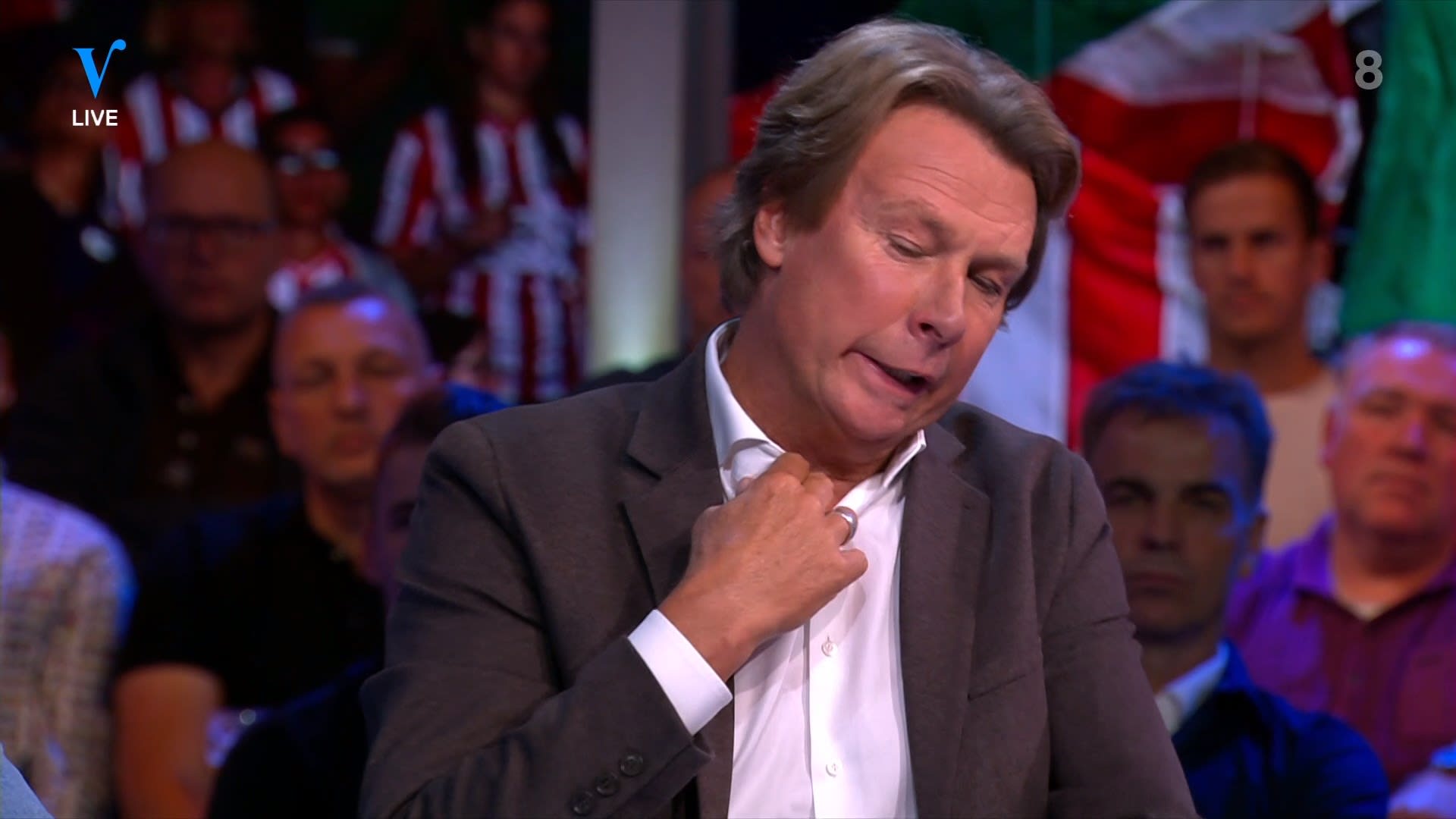 Hans stikt in 'eeuwenoud' borrelnootje