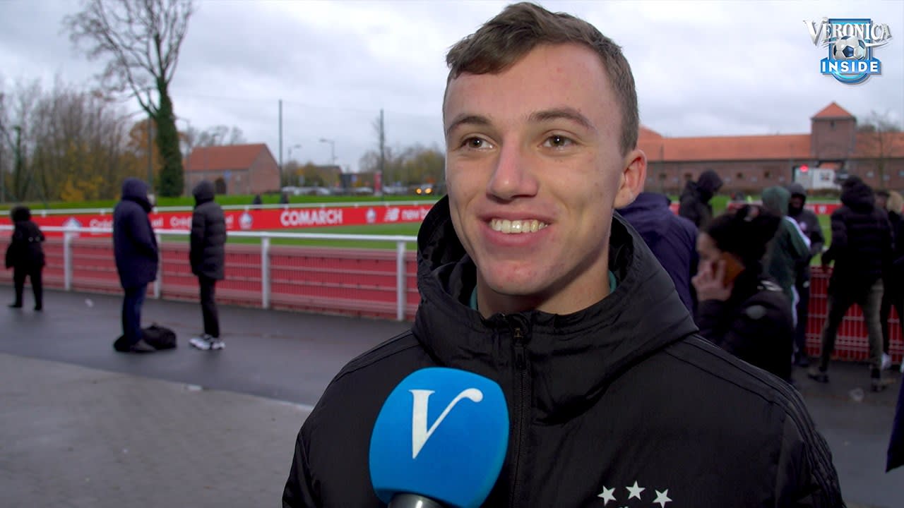 Ajax-talent Regeer: 'Donny van de Beek is mijn grote voorbeeld'