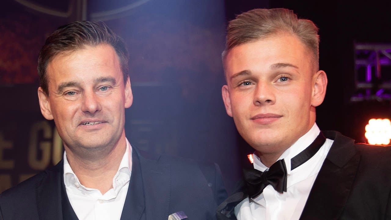 Wilfred probeerde te bemiddelen tussen Dennis Schouten en Pow...