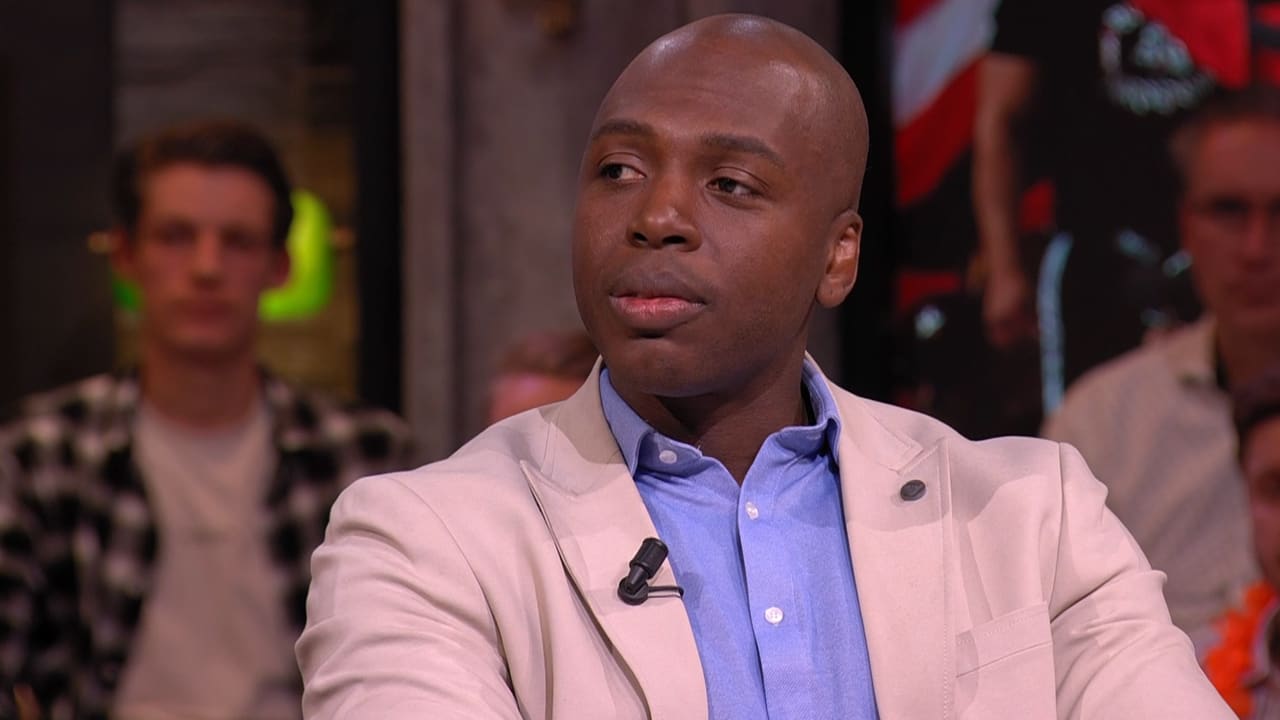 Steven Brunswijk neemt het op voor Ihattaren: 'Vanaf je telefoontje is het makkelijk kletsen'
