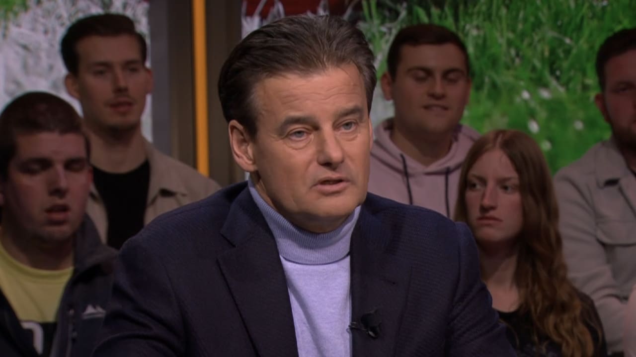 Wilfred kreeg berichten door over Ajax: 'Iedereen is zich helemaal rot geschrokken binnen die club'