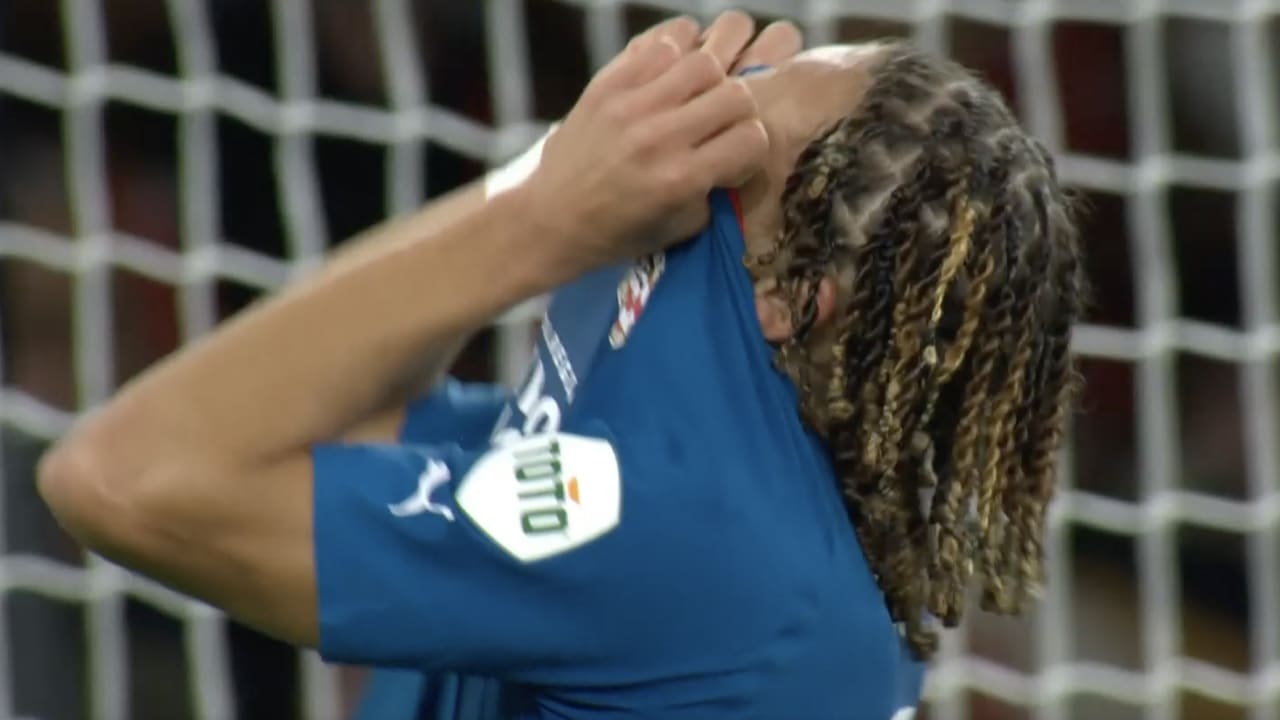 KANS: Xavi Simons sticht eerste gevaar namens PSV, maar schiet ruim over