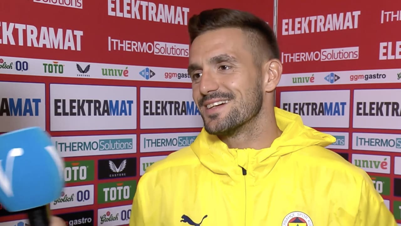 Tadic geïnterviewd tijdens Ajax-Ludogorets: 'Deze wedstrijd is voor Ajax!'