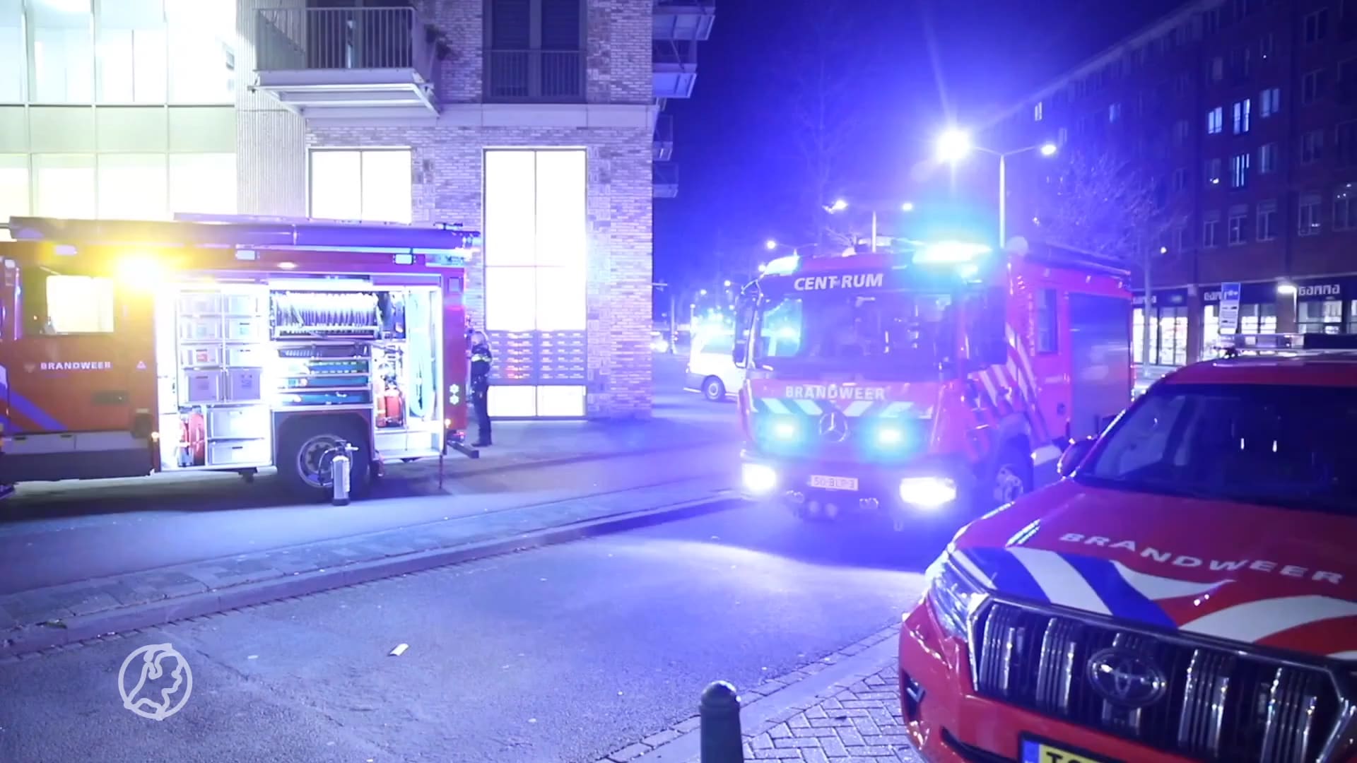 Brandweer rukt uit vanwege rook, blijkt ritueel bij geboorte te zijn