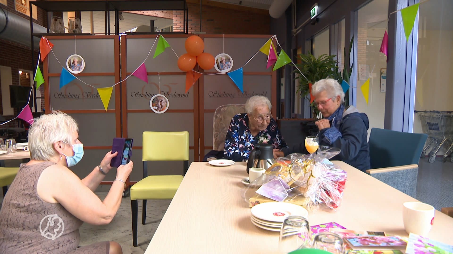 Oudste inwoner van Nederland viert 110e verjaardag