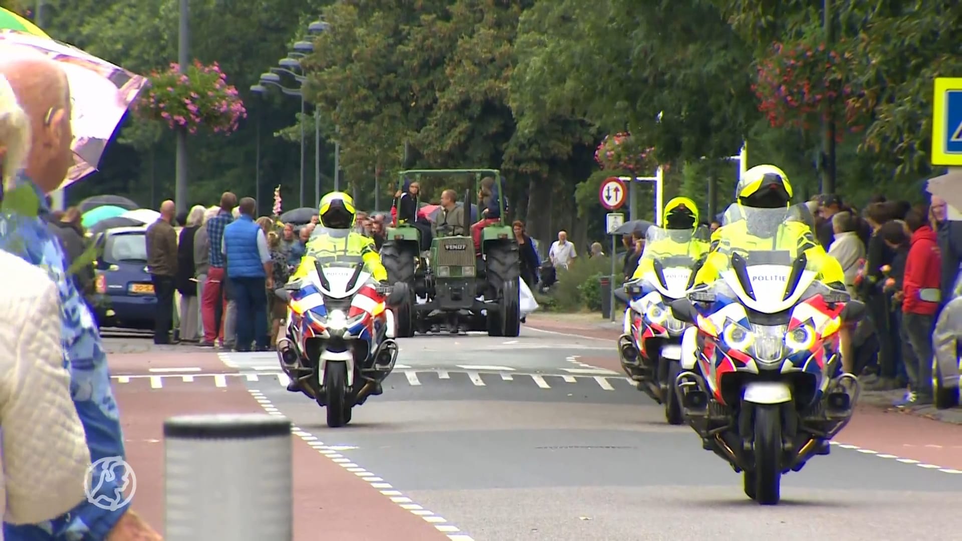 Erehaag voor slachtoffers verkeersongeluk Oud Gastel: 'Inwoners zijn compleet lamgeslagen'