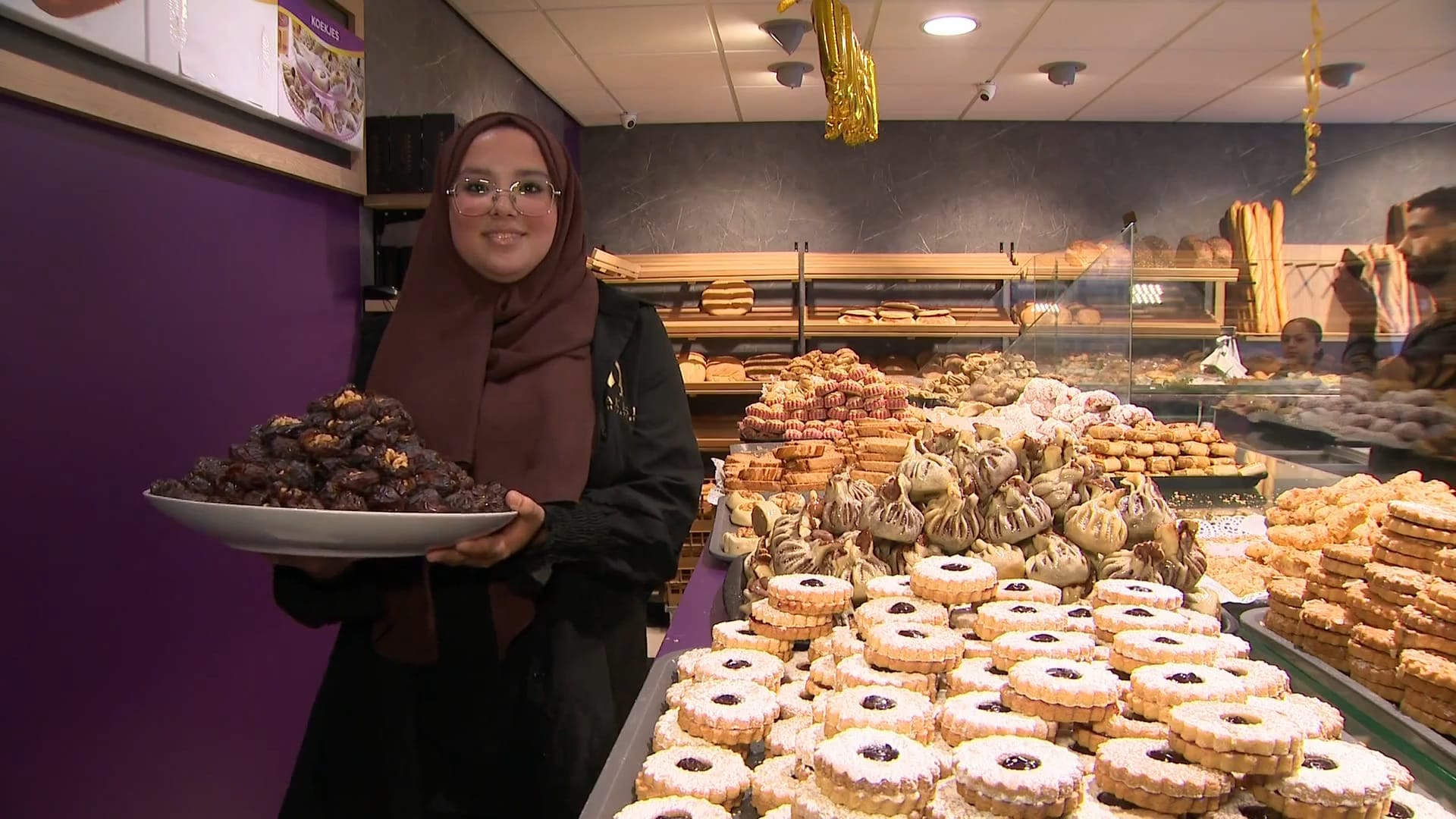 Geen eten, niet roken en geen seks: moslims beginnen aan Ramadan