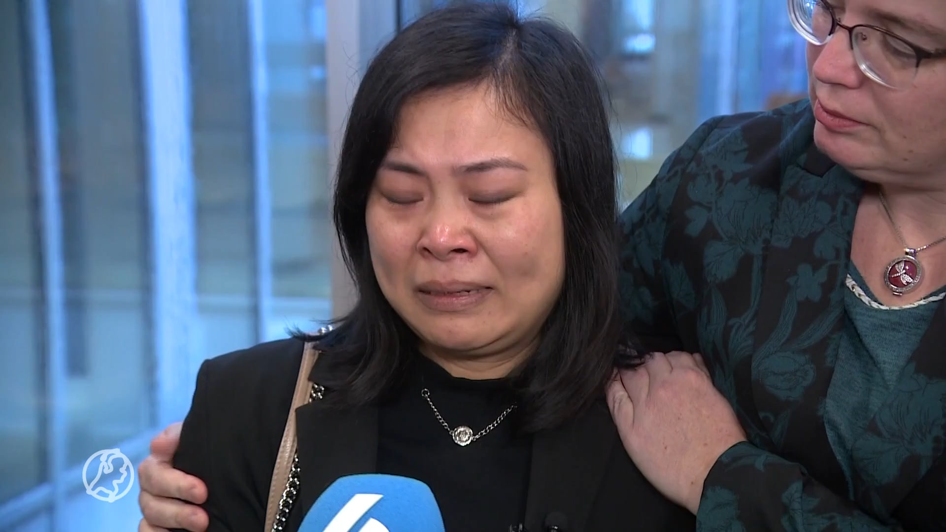 Weduwe Xiaoxiao emotioneel na uitspraak doodgestoken snackbarhouder: 'Straf is veel te laag'
