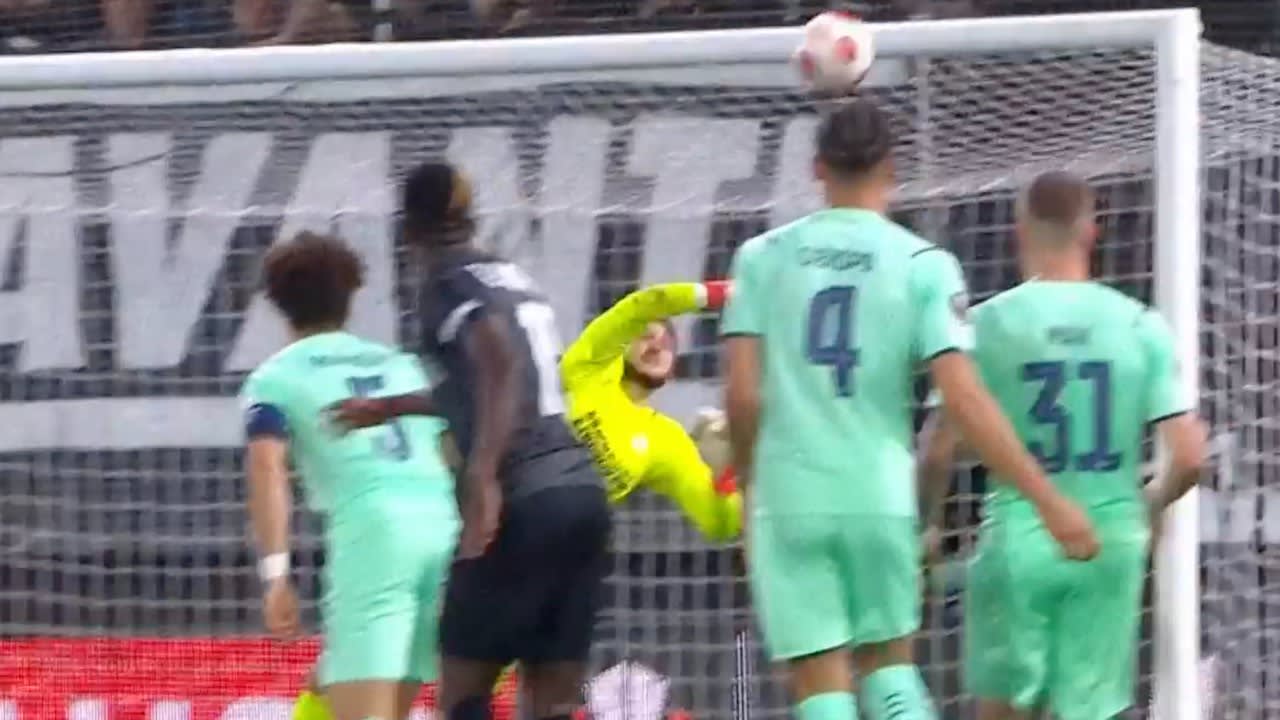 KANS: Drommel voorkomt tweede treffer Sturm Graz met prachtige redding