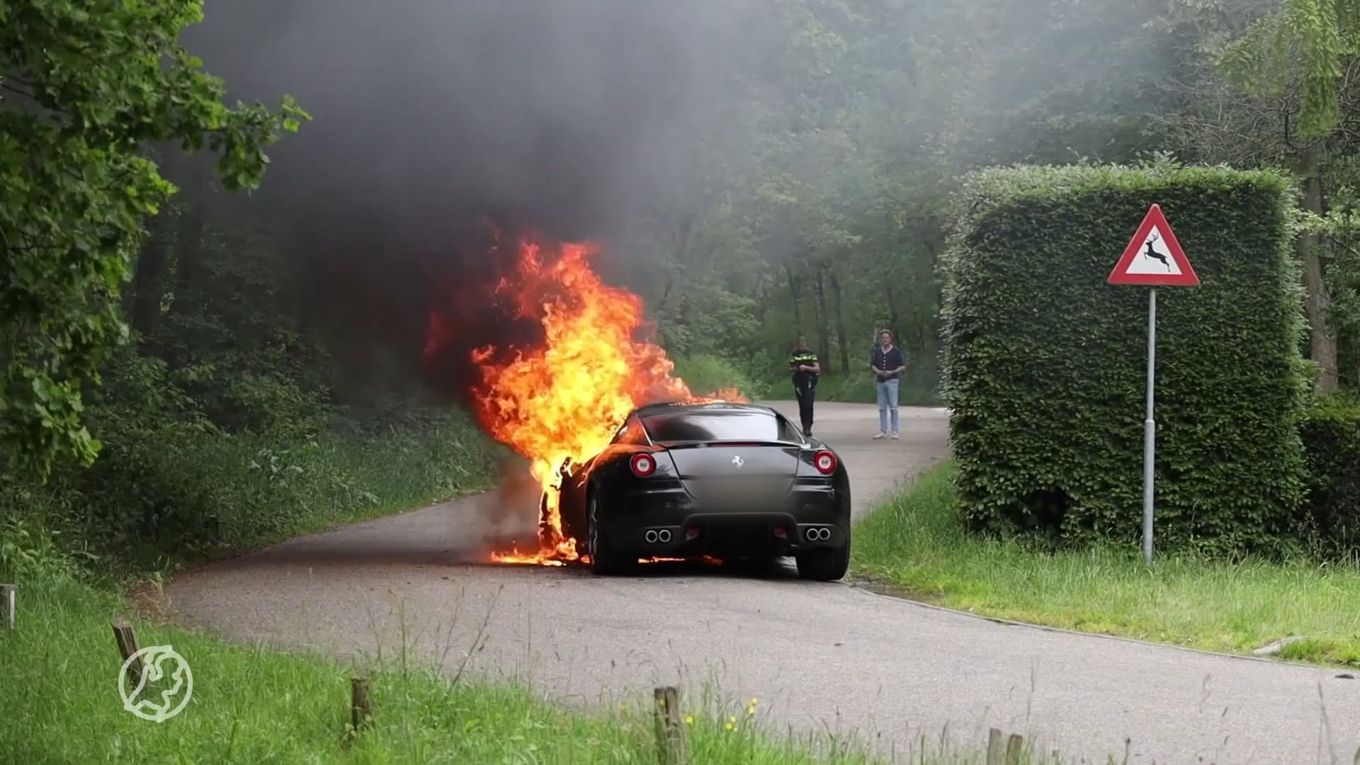 Peperdure Ferrari uitgebrand in Blaricum
