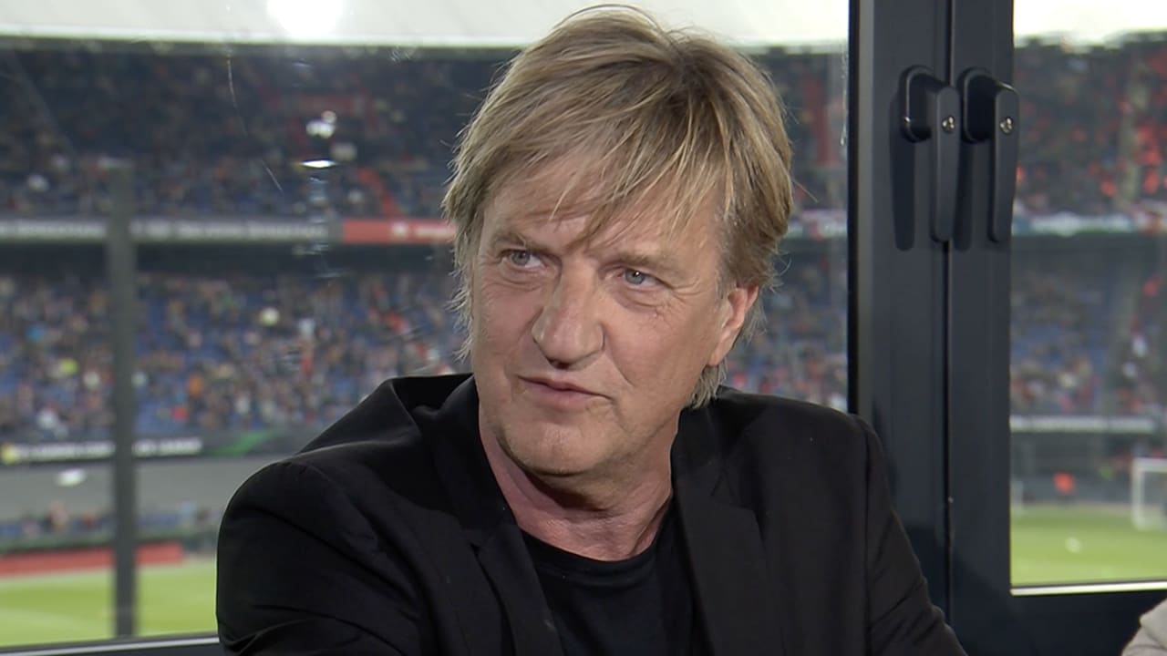 Wim vergelijkt Dessers met Van Basten en Van Hooijdonk: 'Hij kan het verschil maken'