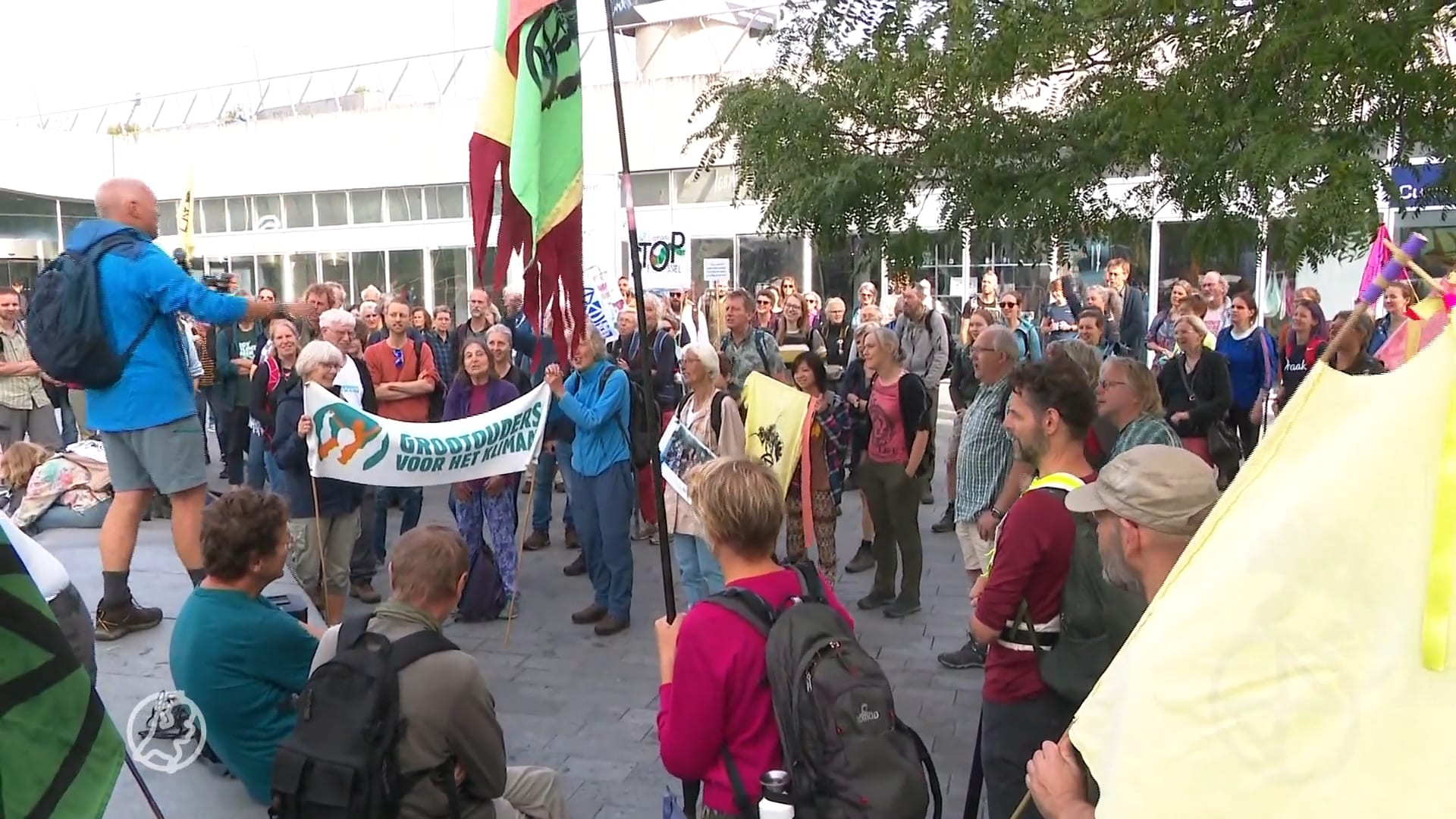 Eerste dag van A12-Mars begonnen, activisten lopen vanuit drie steden naar Den Haag