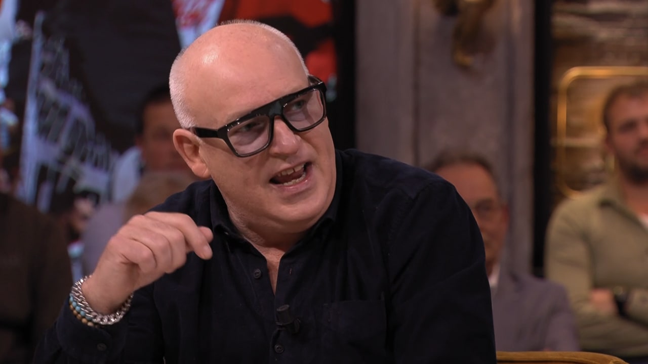 René heeft begrip voor opstellen Blind: ‘Waarom zou je hem op de bank zetten?’