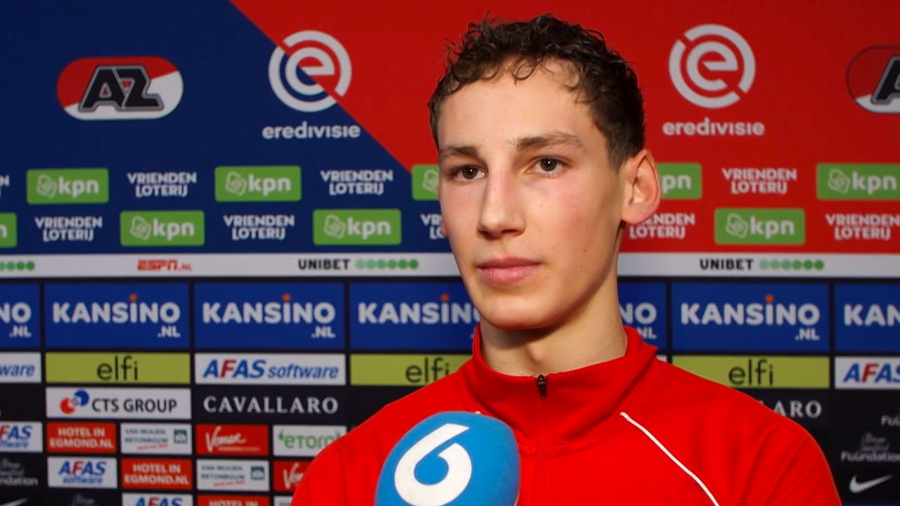 Ongeduldige Van Bommel: ‘Zaak om dat niet aan de buitenwereld te laten merken'