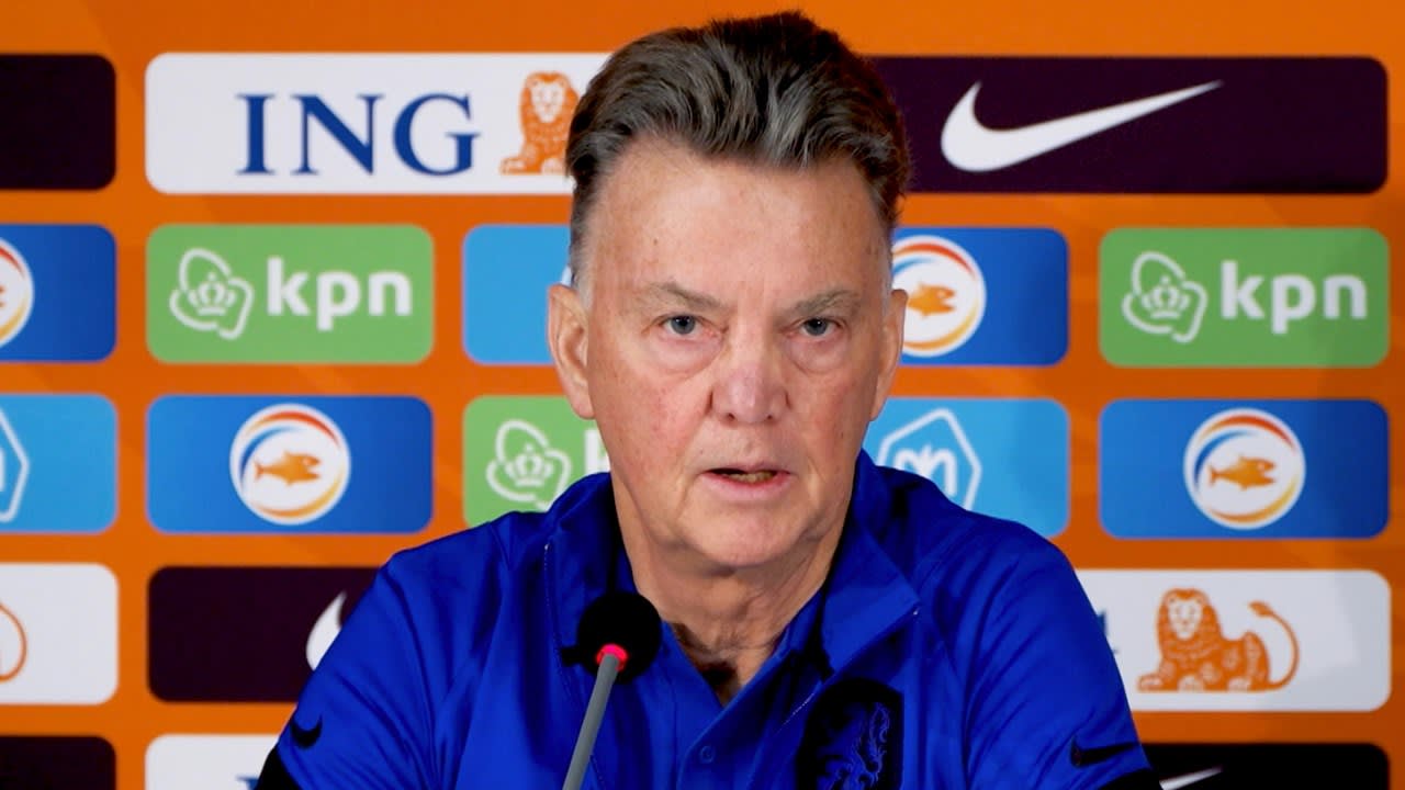 Van Gaal ziet verbeterpunten bij Flekken: 'Daar heeft 'ie nog wat moeite mee'
