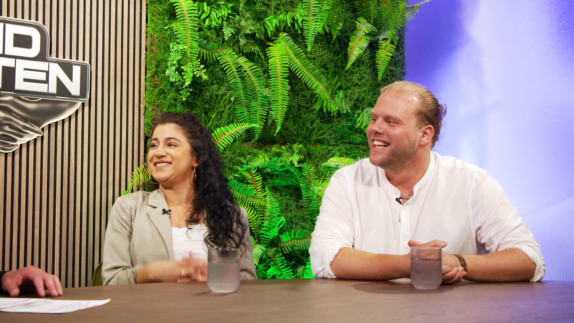 Wat deden Regna en Casper met hun 100.000 euro?